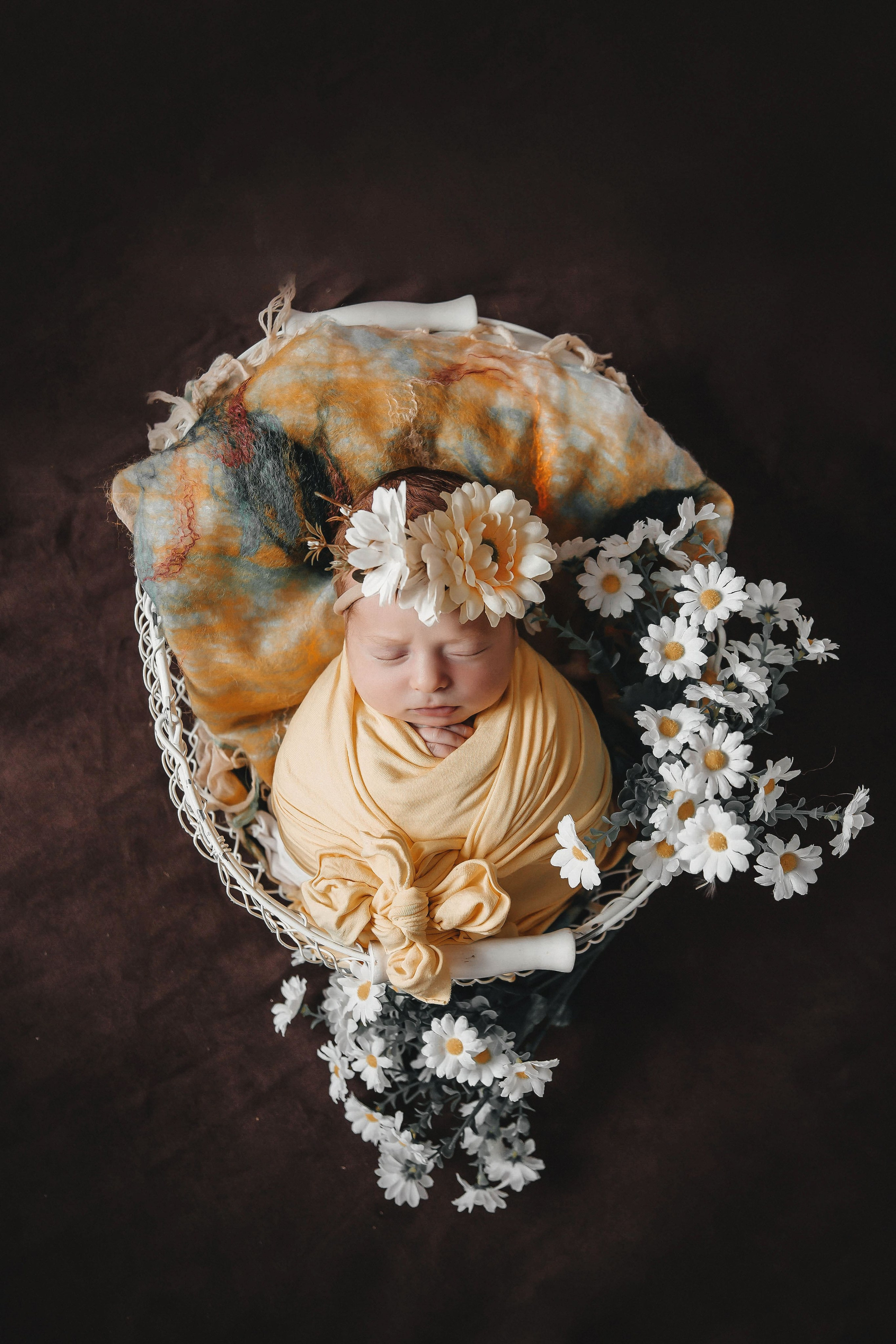 Альбом с классическим ньборном в ярких тонах. Фотограф новорожденных Москва, Люберцы, Жуковский, Раменское