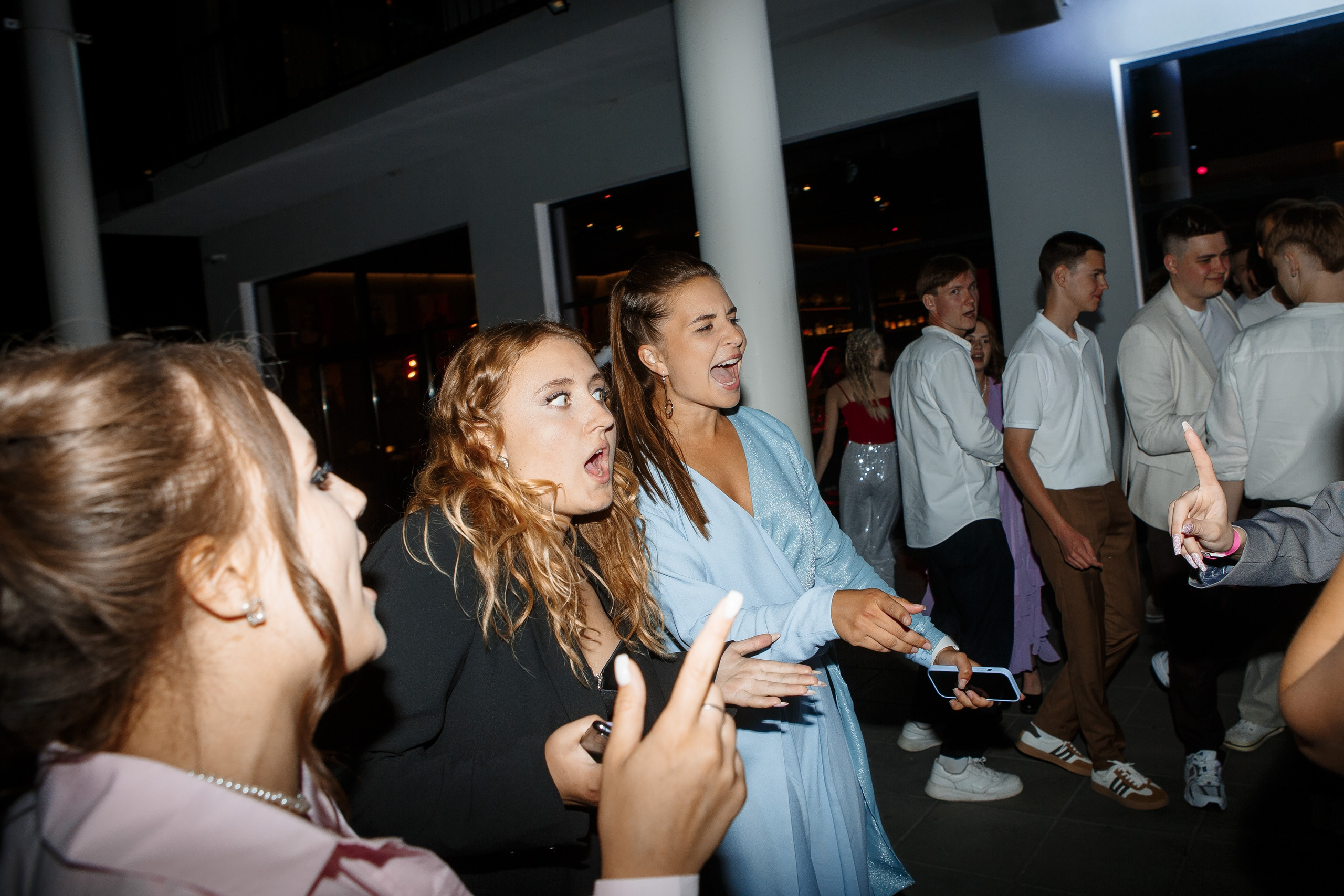 Выпускной Гимназия 12 2024 OpenHouse. Свадебный и портретный Фотограф в Липецке Дмитрий Котюков