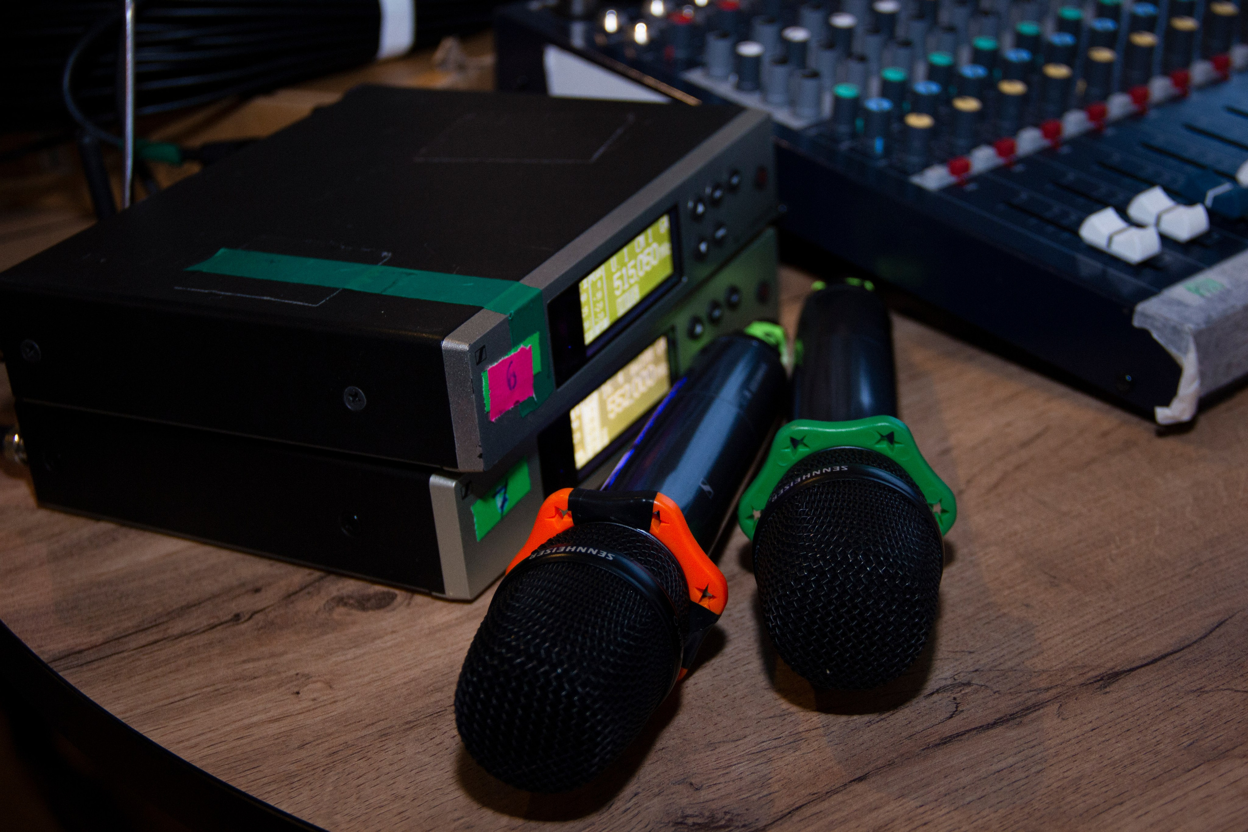 Съемка для сайта аренды катеров в Санкт-Петербурге, подготовка к свадебной прогулке по рекам и каналам. Фотограф в Санкт-Петербурге Смирнова Диана