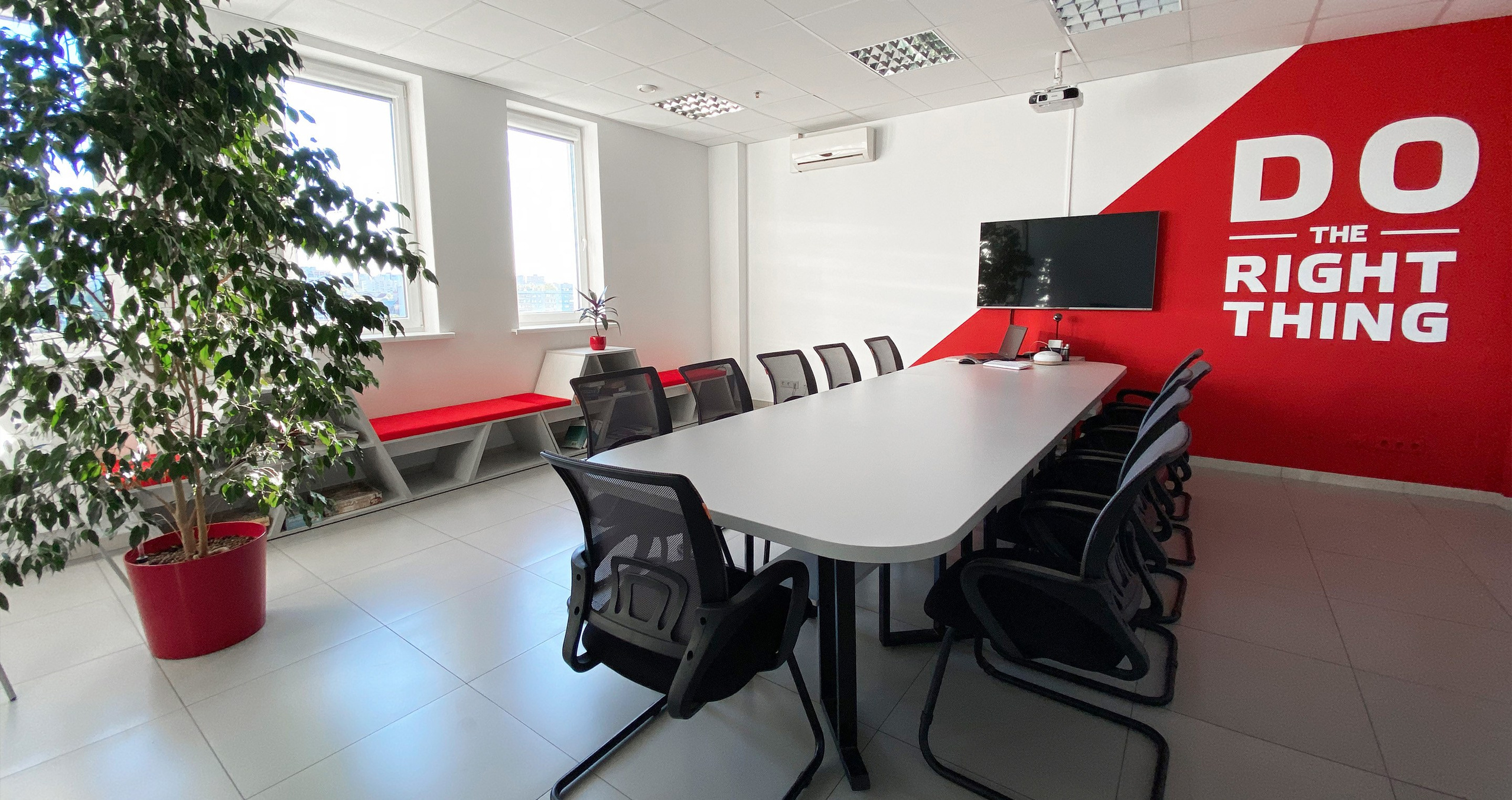 HiQo Solutions. Alexandrovna photography