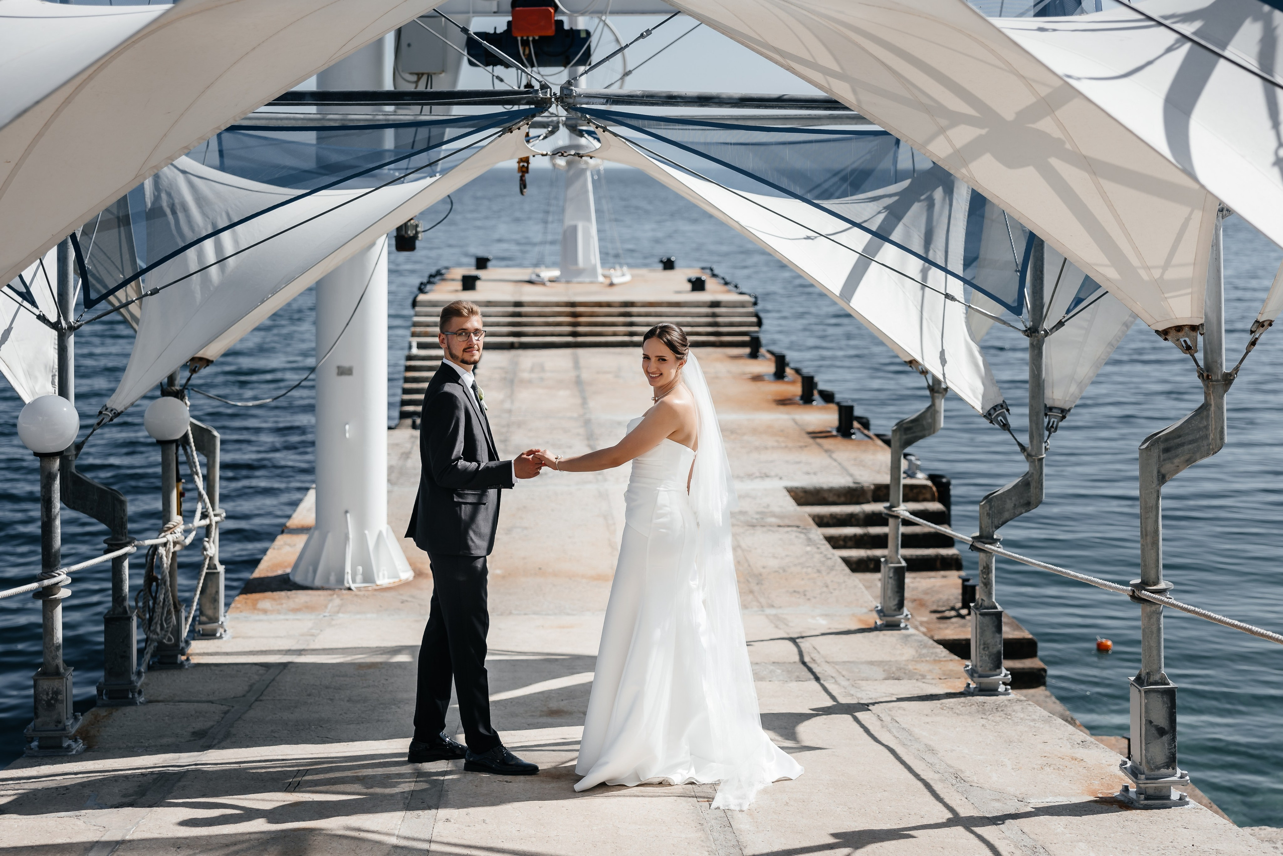 Анонс свадьбы Иры и Никиты. Прогулка в отеле Крымский Бриз. Свадебный фотограф в Крыму и Севастополе Ольга Баскакова