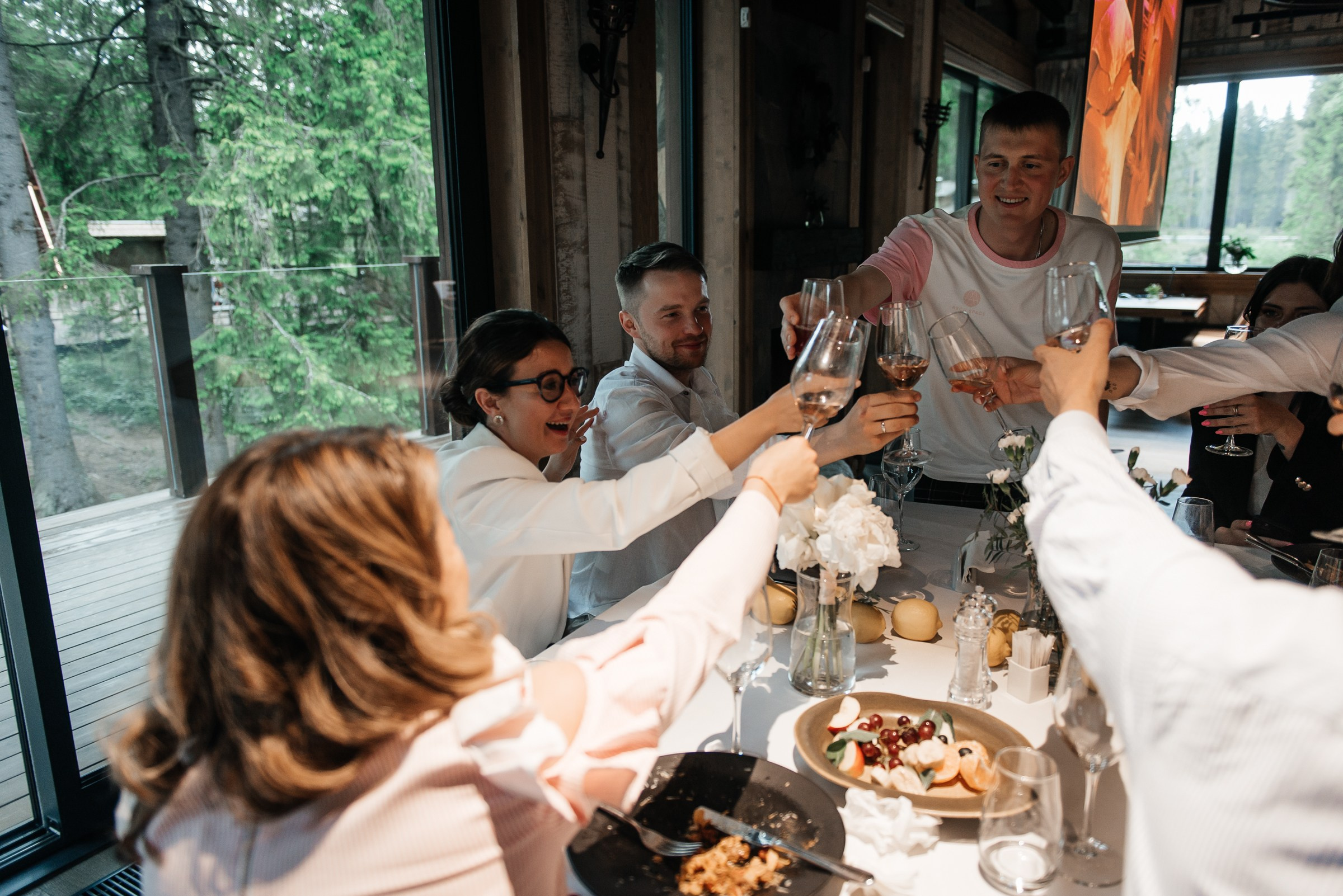 свадебный ужин в ресторане Чаща в Охта парке
