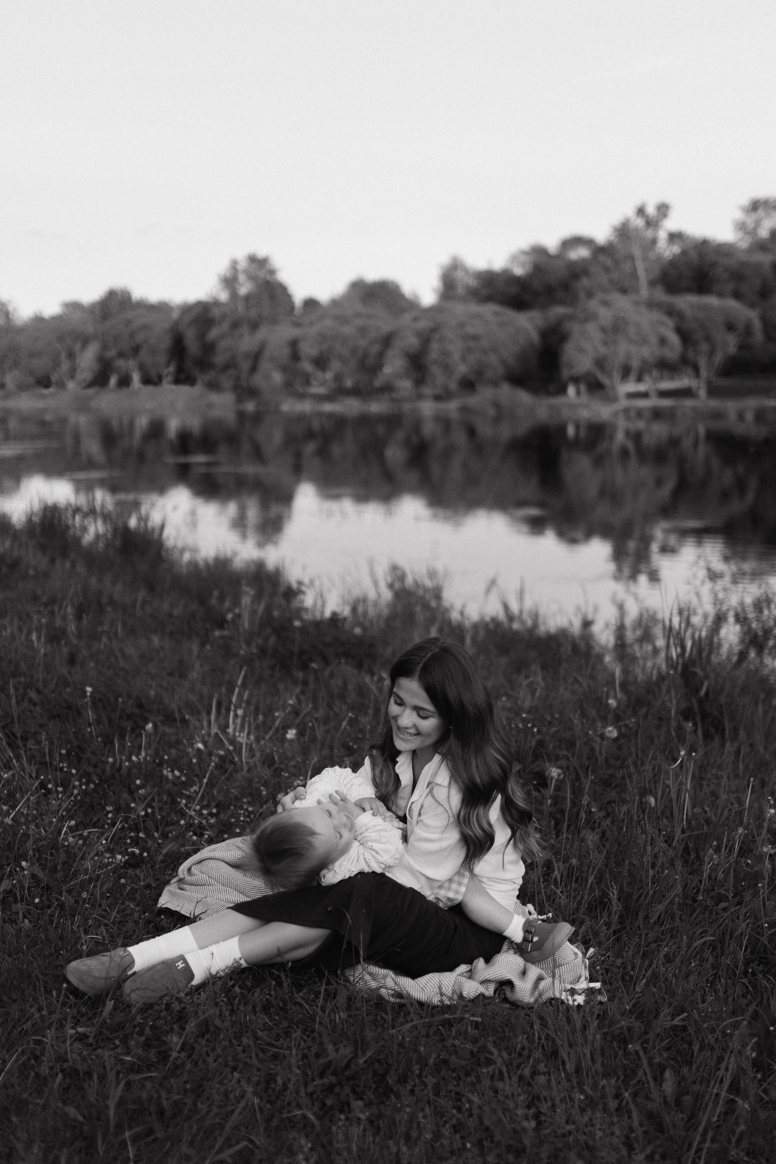 Лола и Софи. Главная