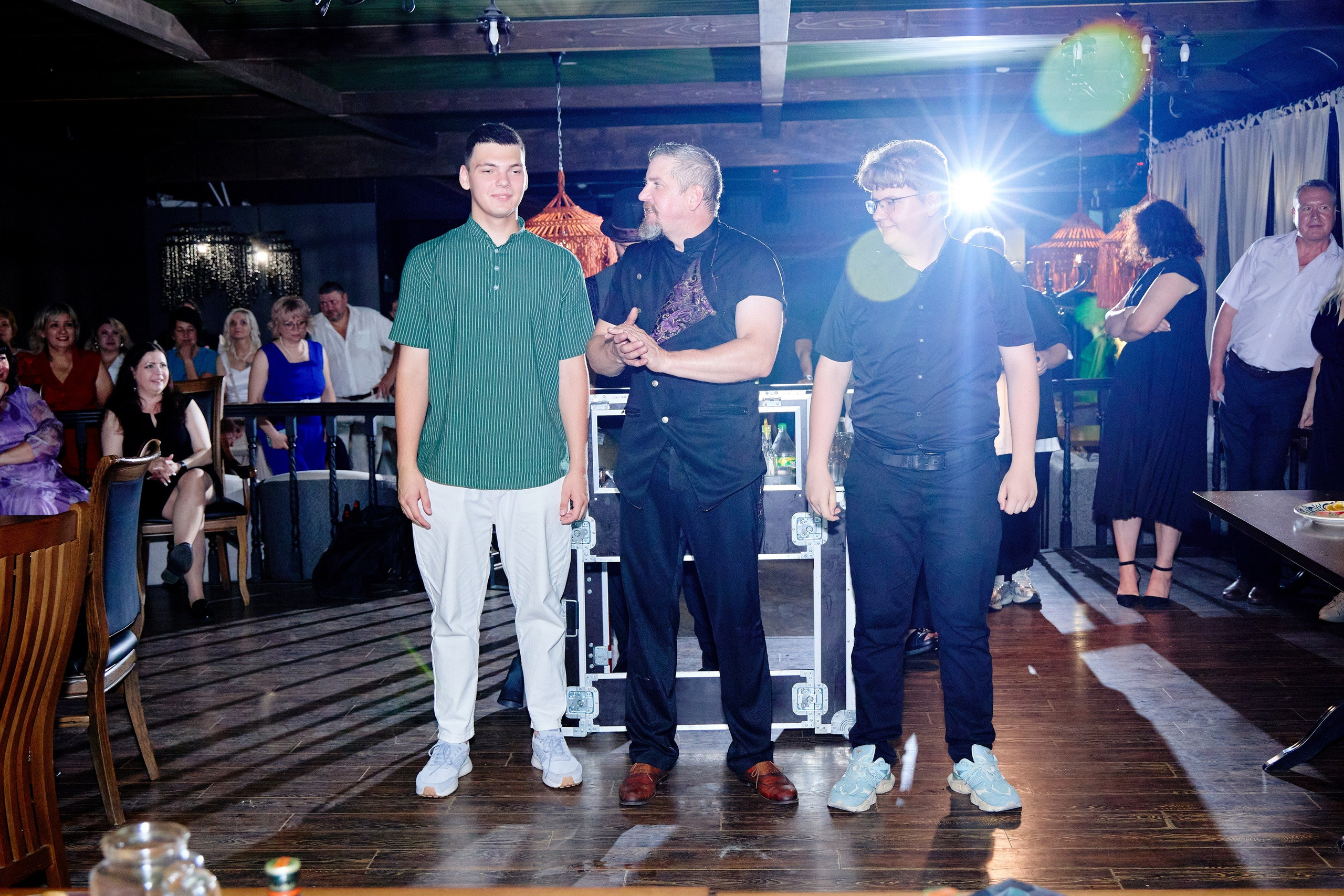 Выпускной 35 Сош. Фотограф Выпускные альбомы Таганрог Сергей Коробченко