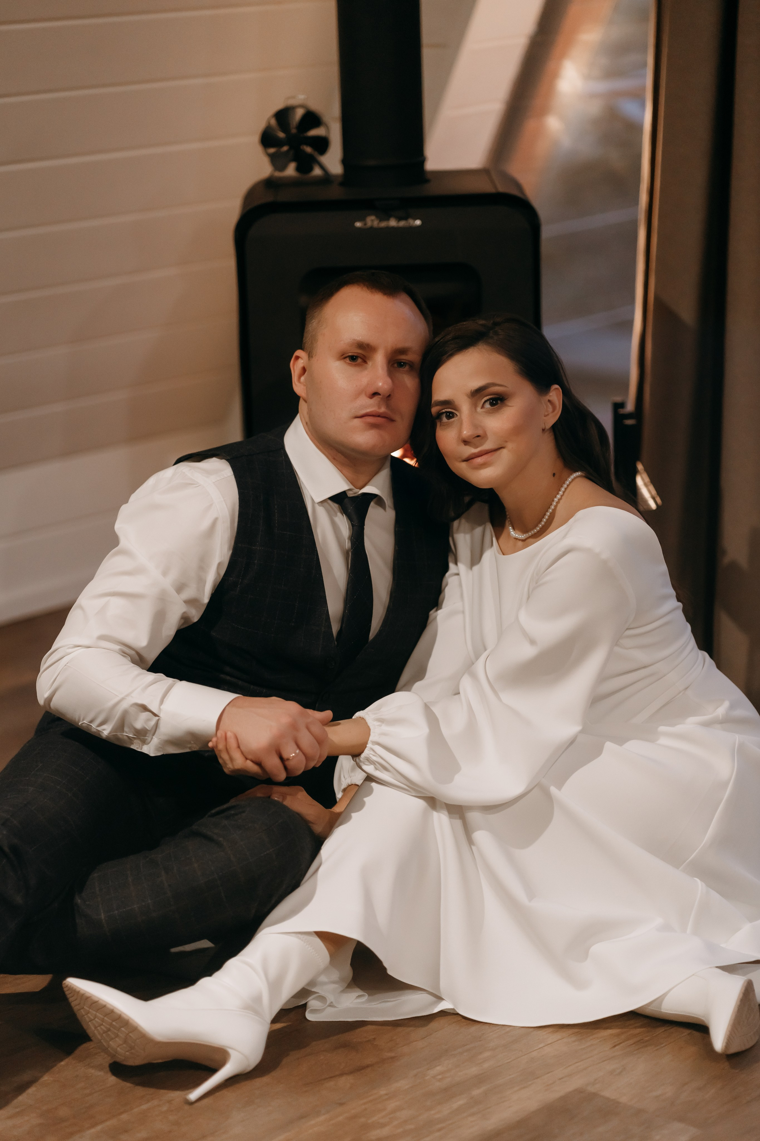 Выездная свадебная фотосессия в коттедже в Архангельске. Портретный и свадебный фотограф в Архангельске Елизавета Стрекаловская