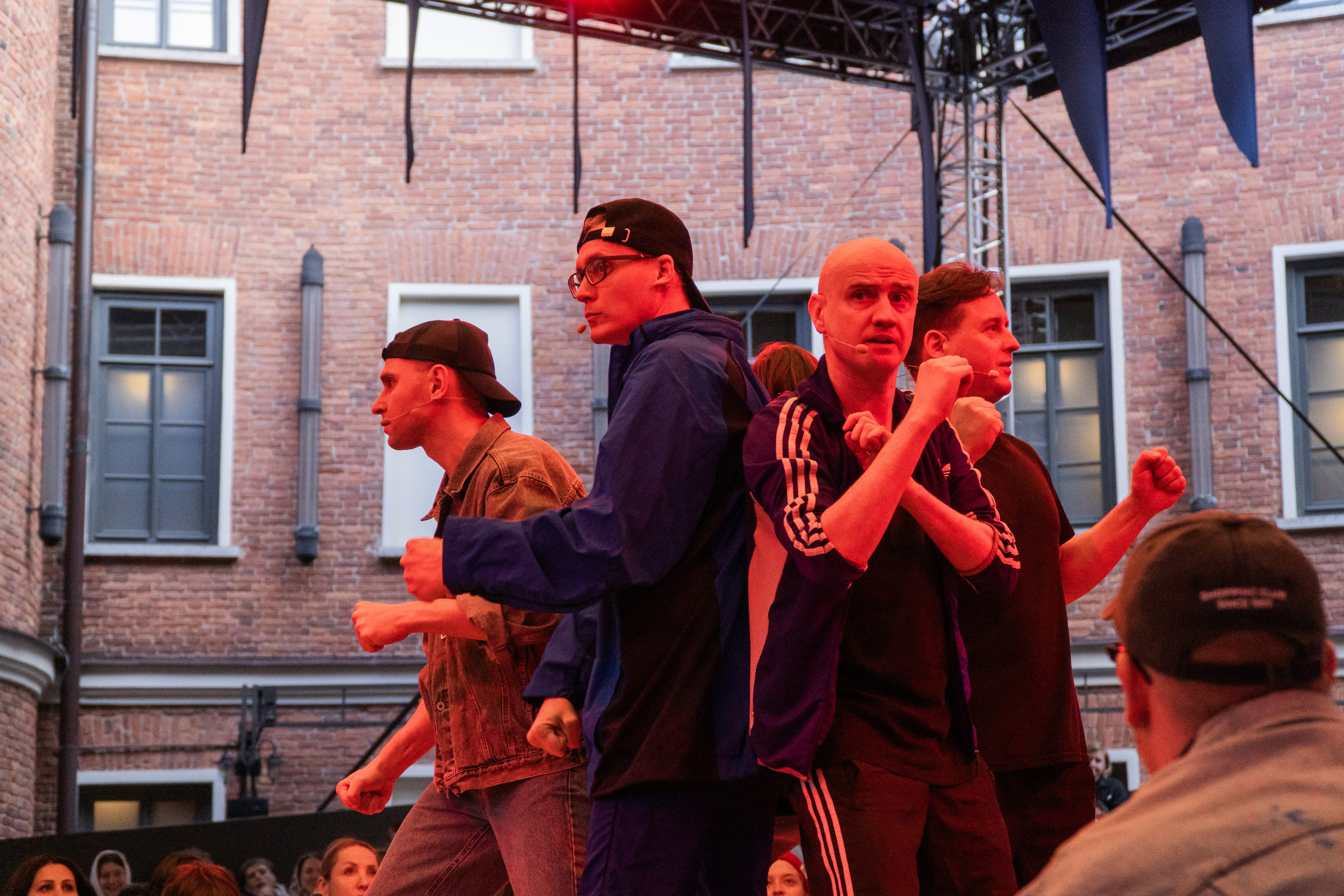 Квадрат: badtheatre. Фотограф в Санкт-Петербурге Авдотья Благовещенская