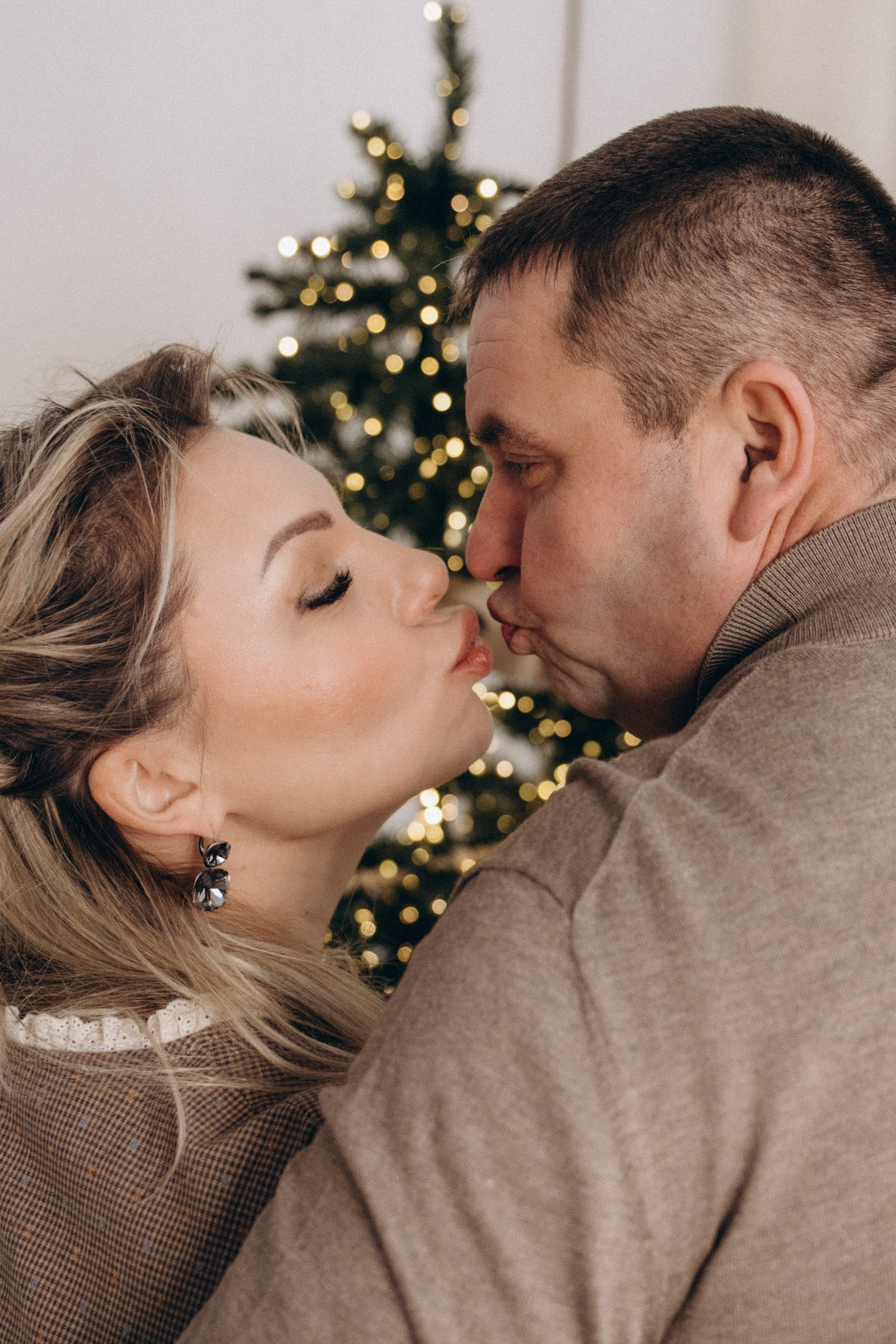 Кристина, Слава, Злата