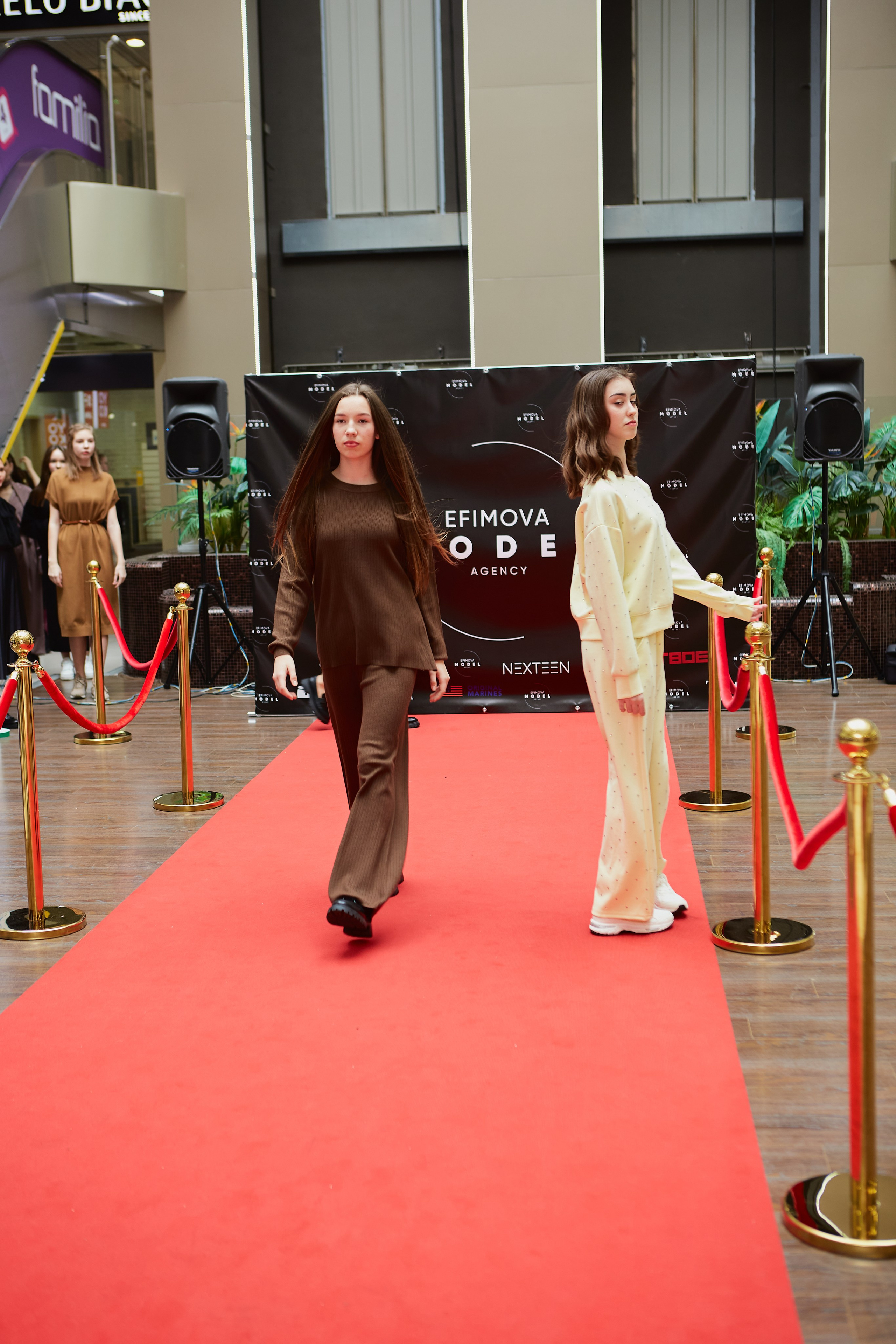 FASHION SHOW ТЦ Sun City. Efimova Model Agency