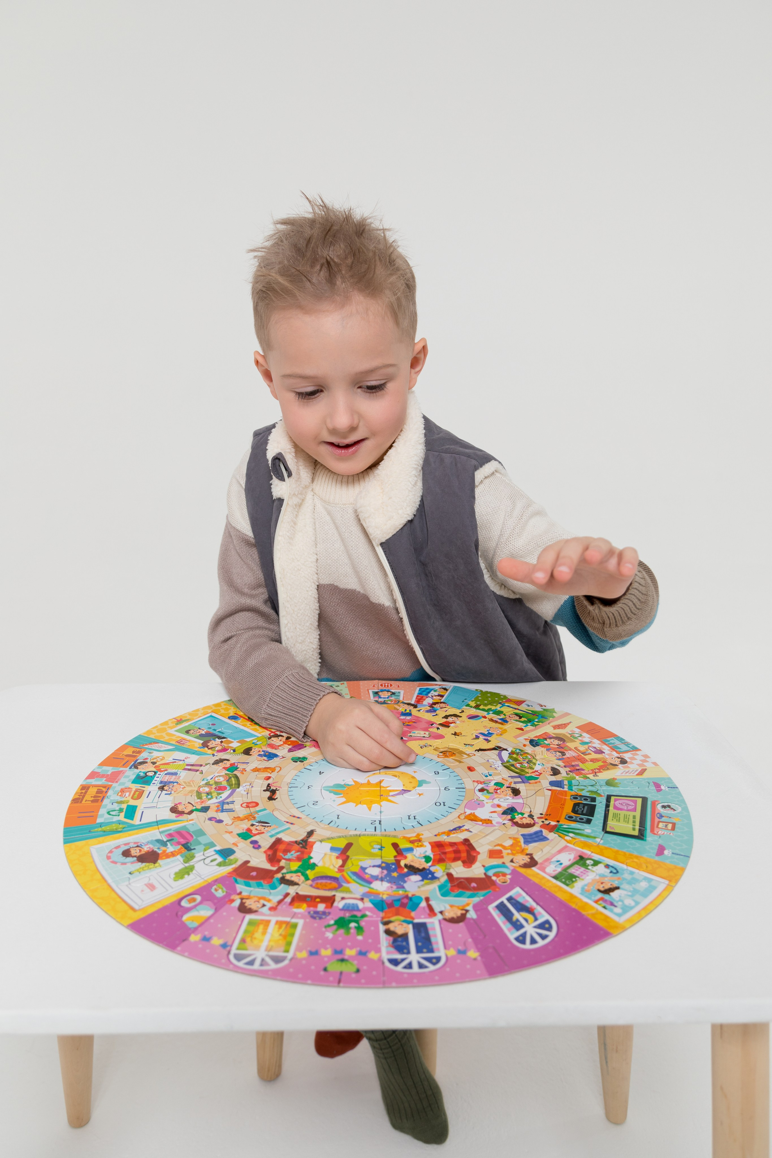 Имиджевая и каталожная съёмка для бренда детских пазлов. Детский и контент фотограф Надя Волкова Санкт-Петербург