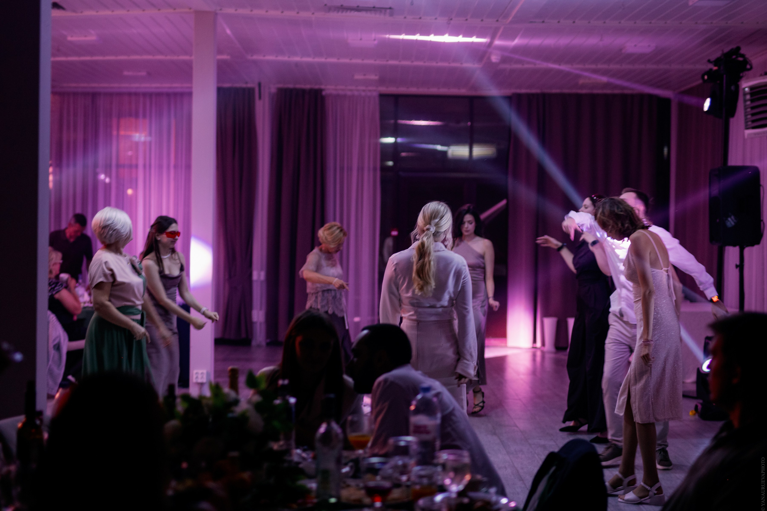 НеИГРЫ и прожарка жениха. Игорь и Дарья. Свадебный и контент- фотограф в Тольятти, Самаре, Москве Яна Уруева