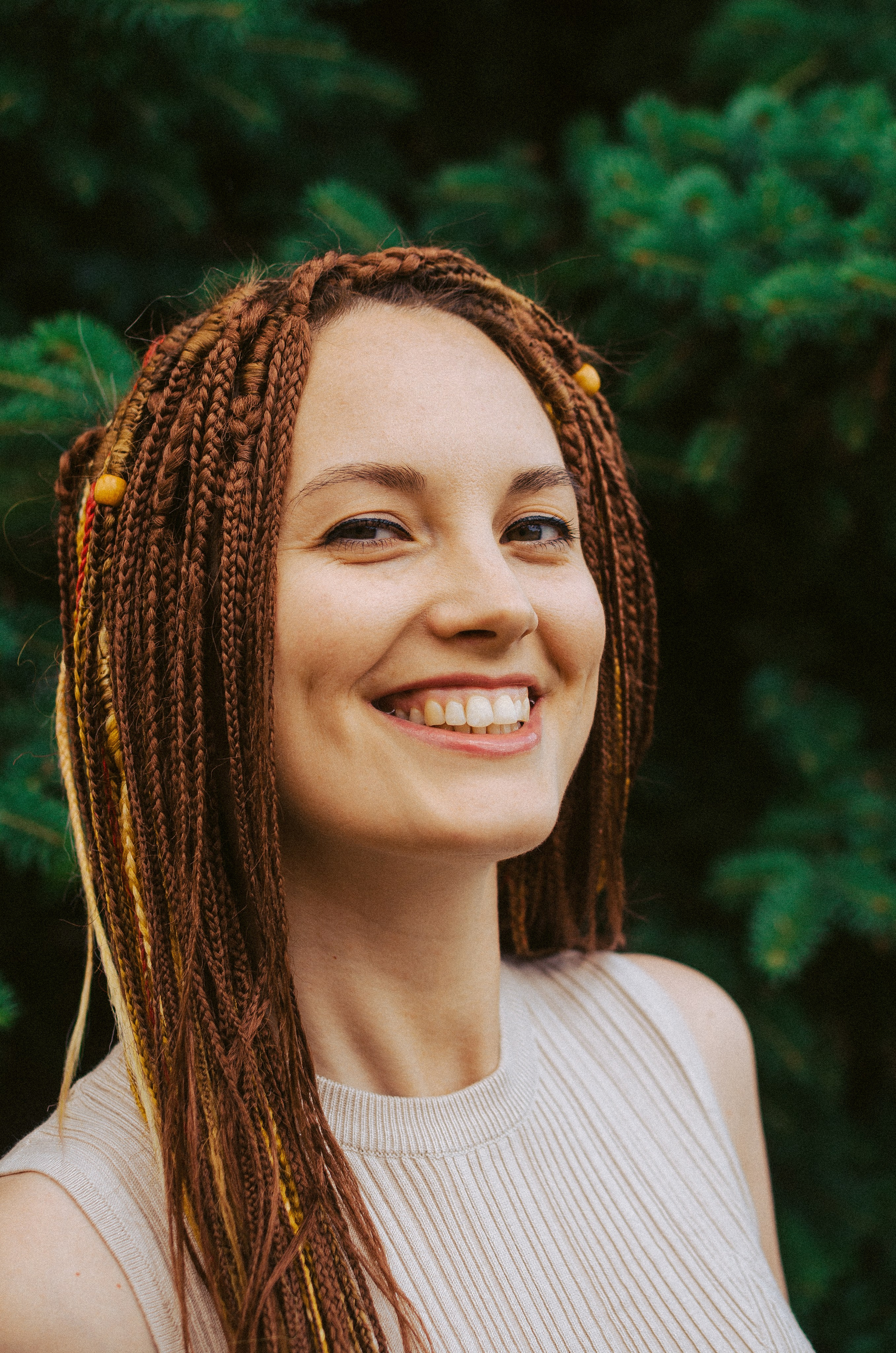 Оля. КВЭЛ — Кто Все Эти Люди