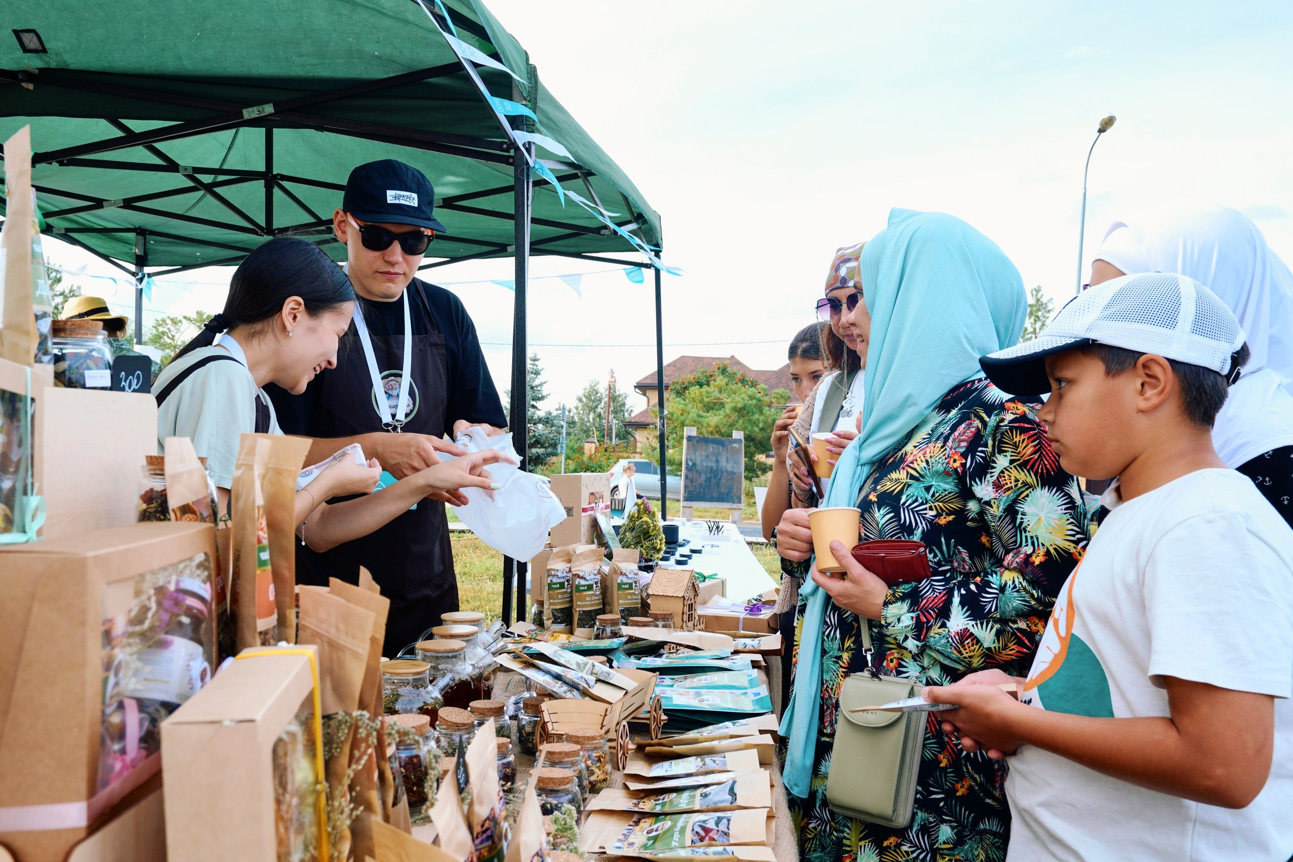 Пляжный маркет 2024, г. Лаишево. Фотограф Казань