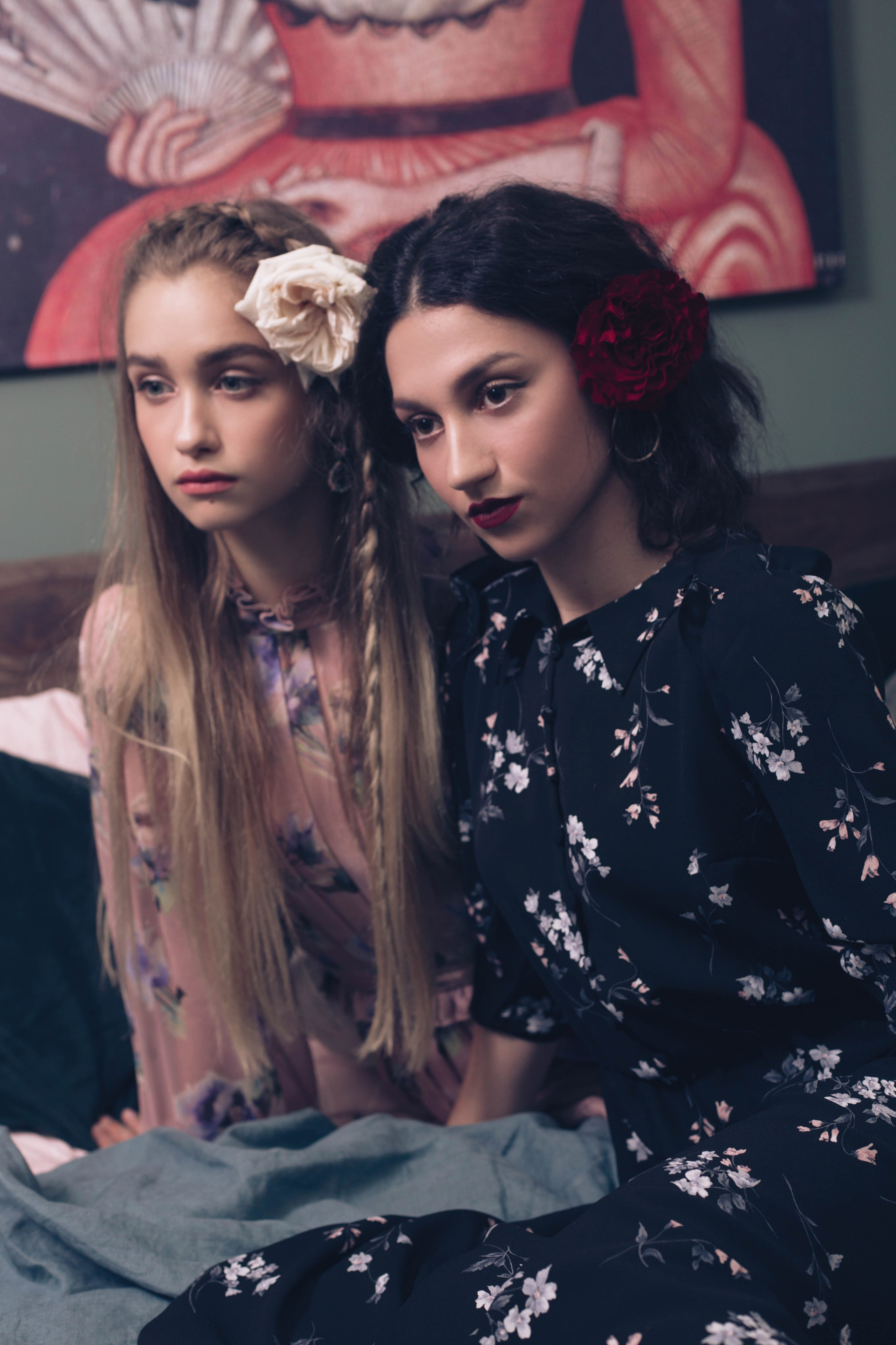 Варя и Мариам. Главная