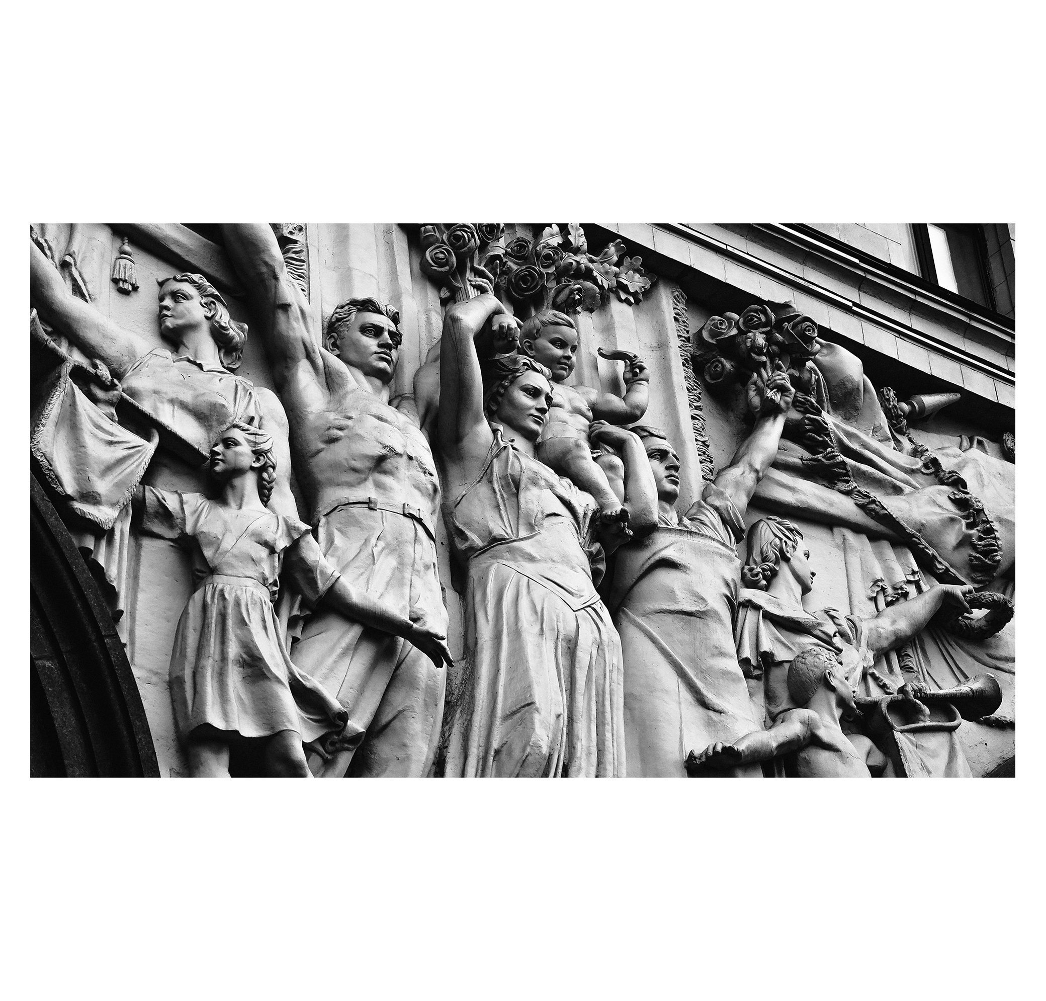 MOSCOW TAPE. Фотограф/дизайнер в Екатеринбурге Хитрый Дмитрий