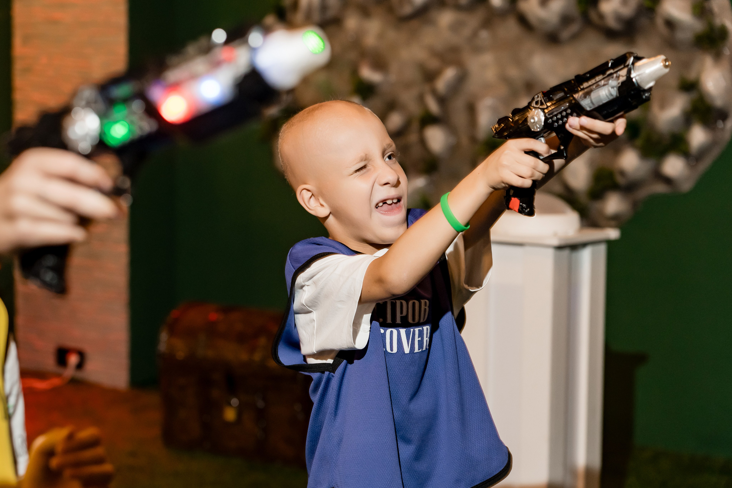 С Днем Рождения, Гена! Остров Discovery