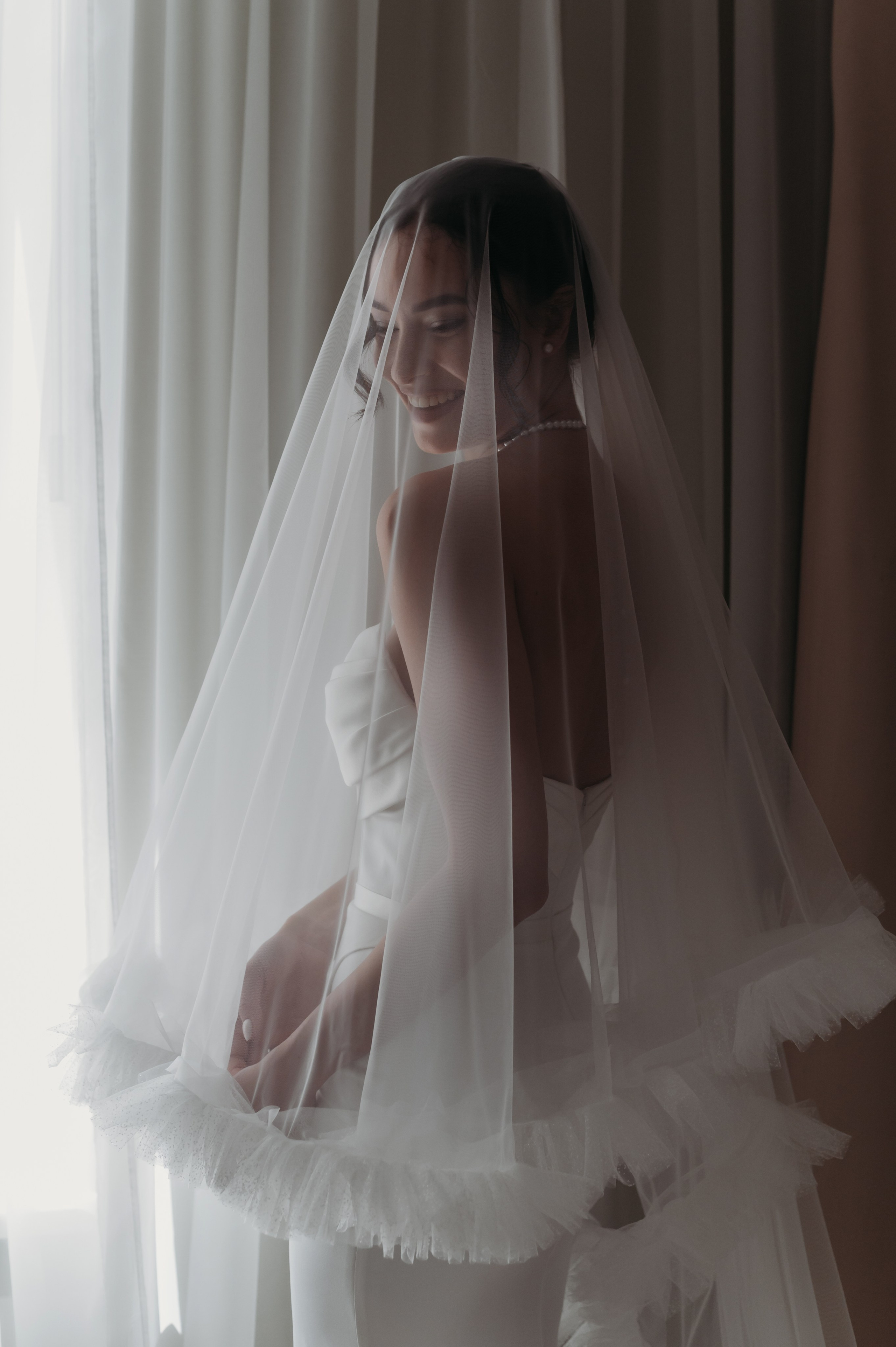 Галерея со свадьбы в Твери, красивая пара в Домотканово. Свадебный фотограф в Твери, Москве и Санкт-Петербурге Денисова Екатерина