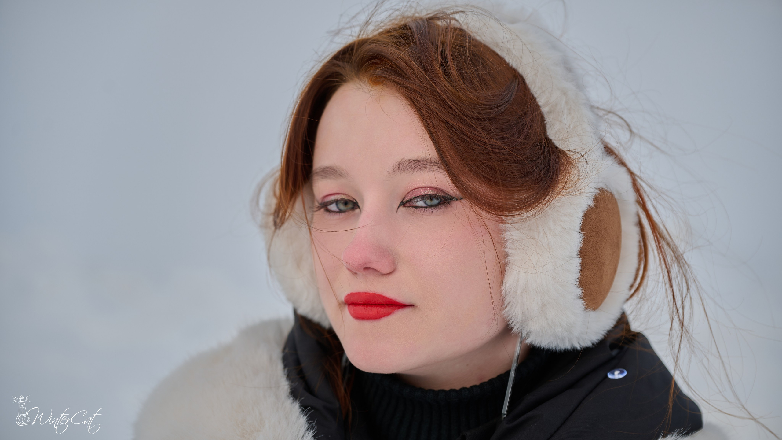 Алёна на Маяке. Портретный и репортажный фотограф в Магадане Андрей Нефедов WinterCatPhoto