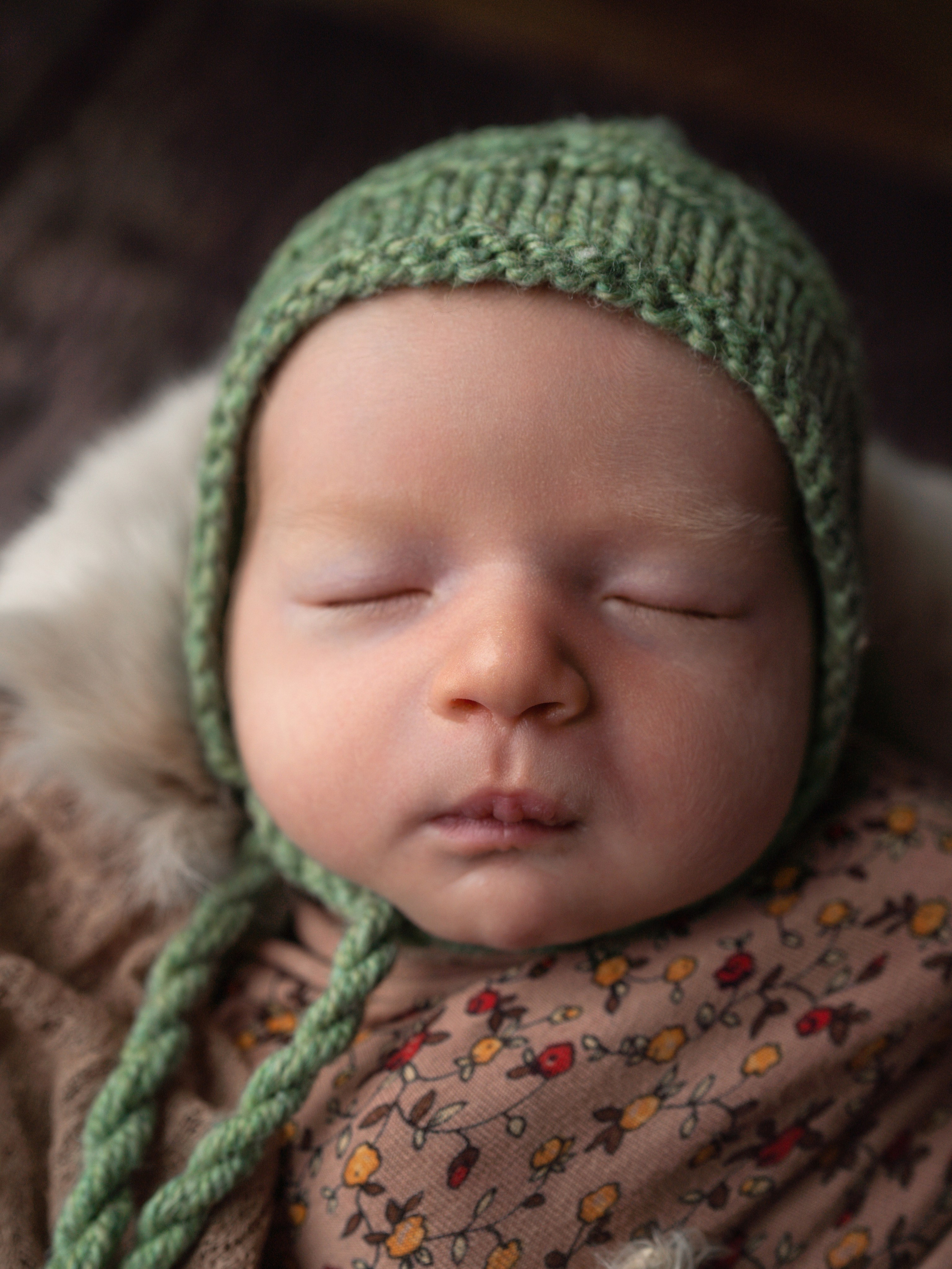 НьюБорн Алиса. Фотограф Зинаида Евдокимова