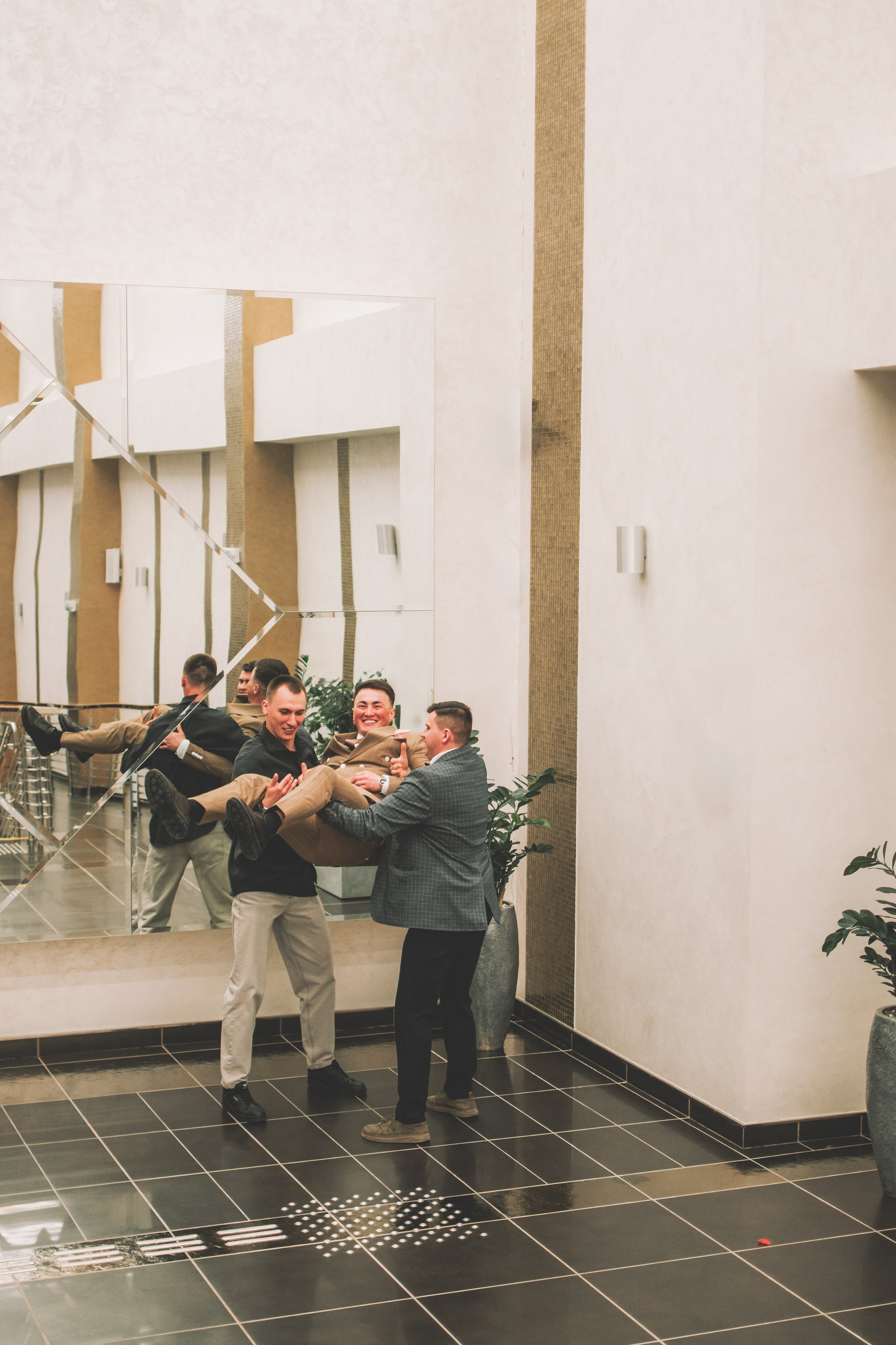 Альберт и Анастасия (Студийная фотосессия, роспись в ДК Нефтяник + фотосессия с гостями). Семейный и свадебный фотограф Губкинский и Ставрополь