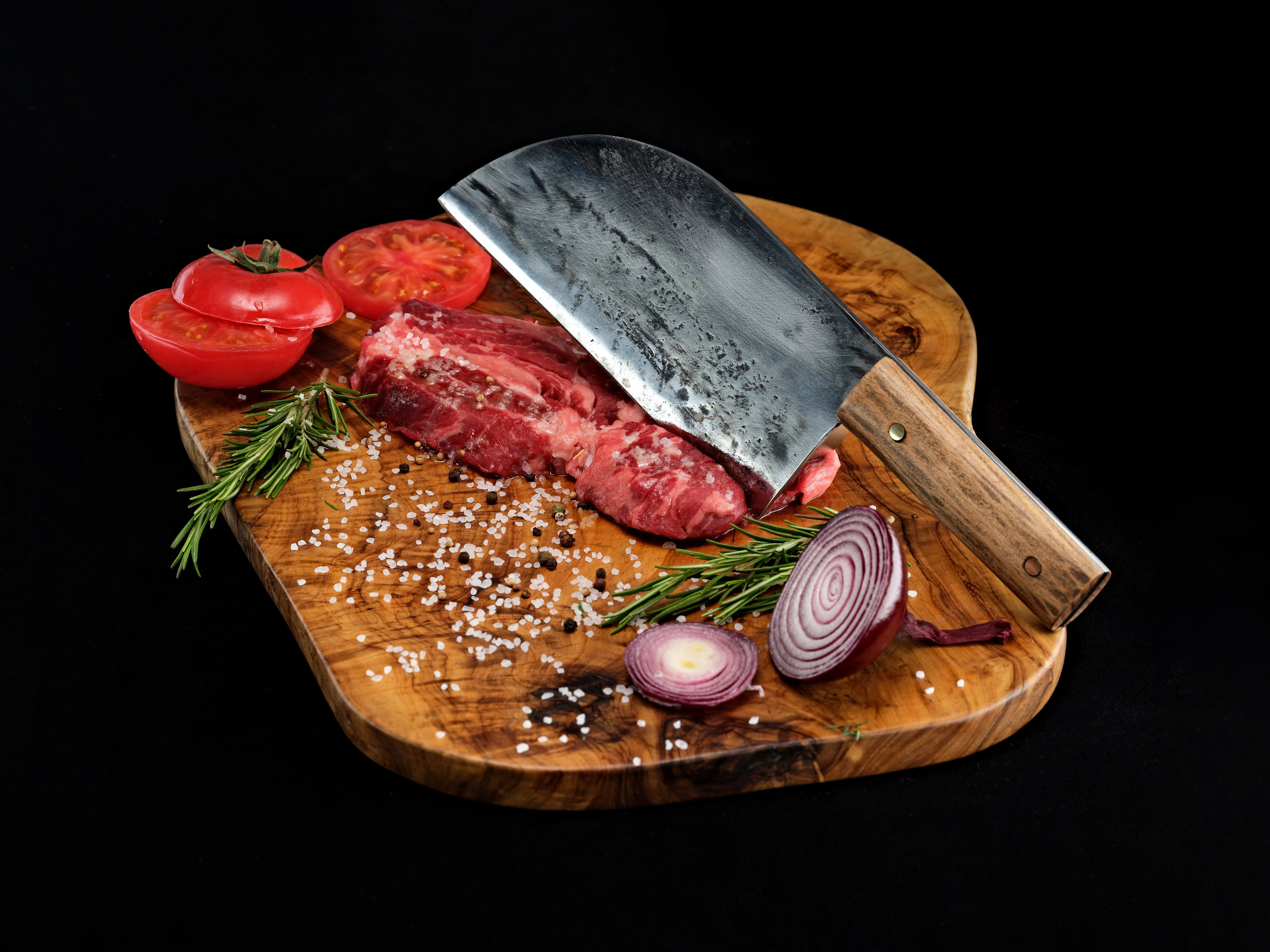 фуд фото иваново; фото еду; предметка иваново; фотографии ножа; нож ф кадре; еда в фотографиях; рекламный фотограф иваново; предметка еда; овощи в кадре; нож для мяса маркетплейсы; маркетплейсы иваново; фото для рекламы; фото для маркетплейсов иваново