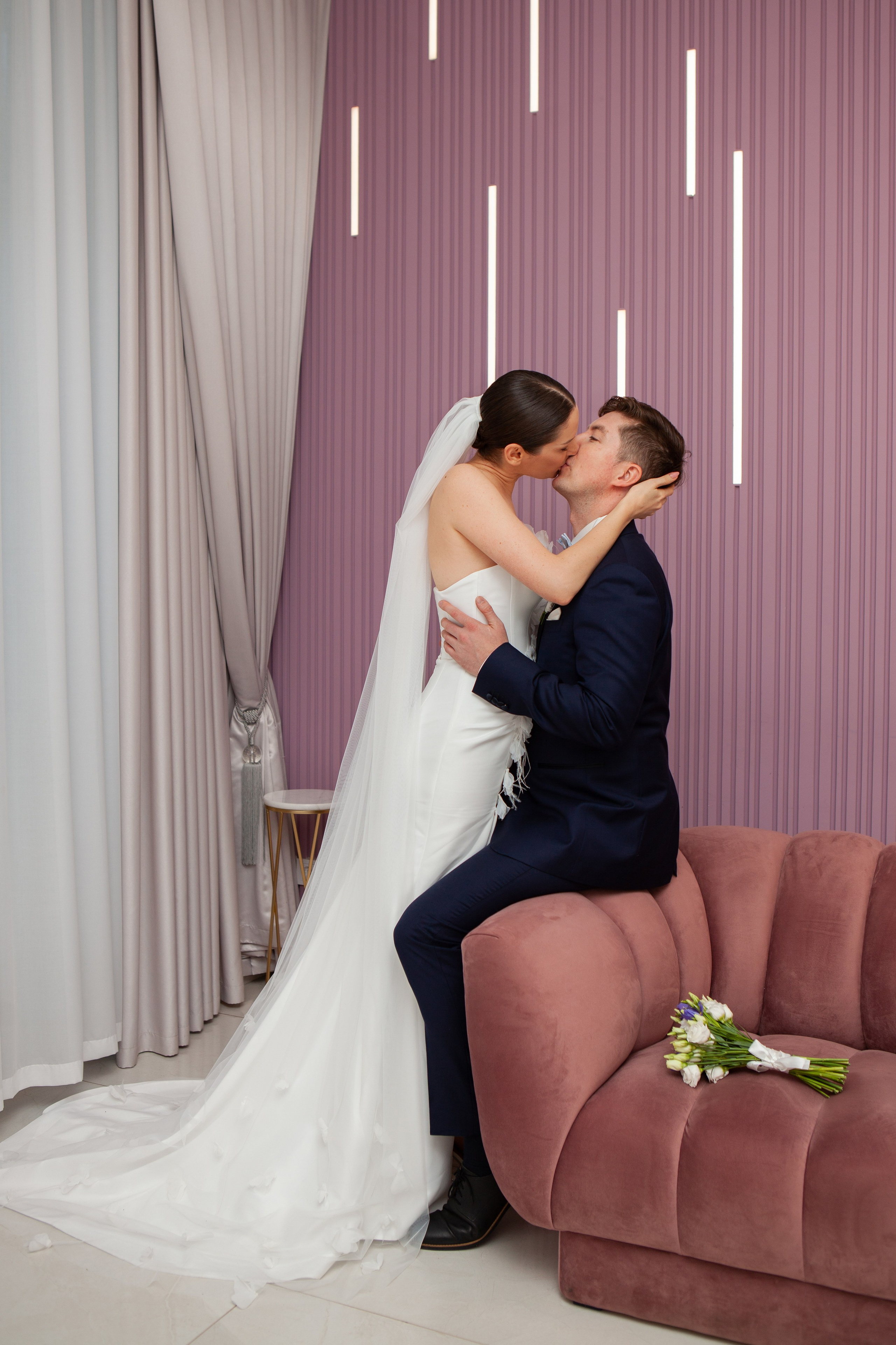 Фотосессия жениха и невесты в шипиловском загсе. Фотограф Ольга Ефремова