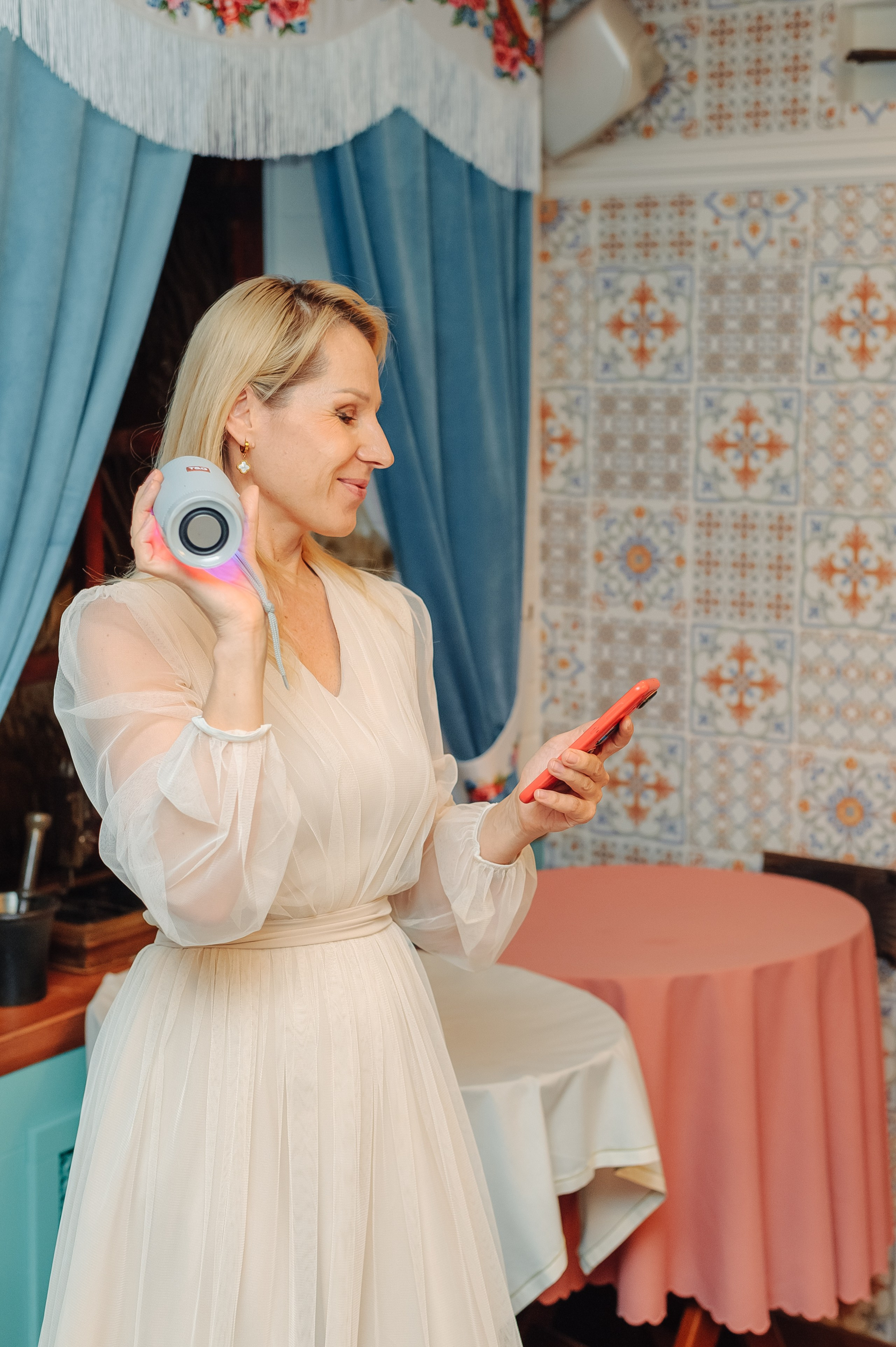 Тихий семейный праздник в ресторане Подкова. Свадебный фотограф в Екатеринбурге Артём Зайнетдинов