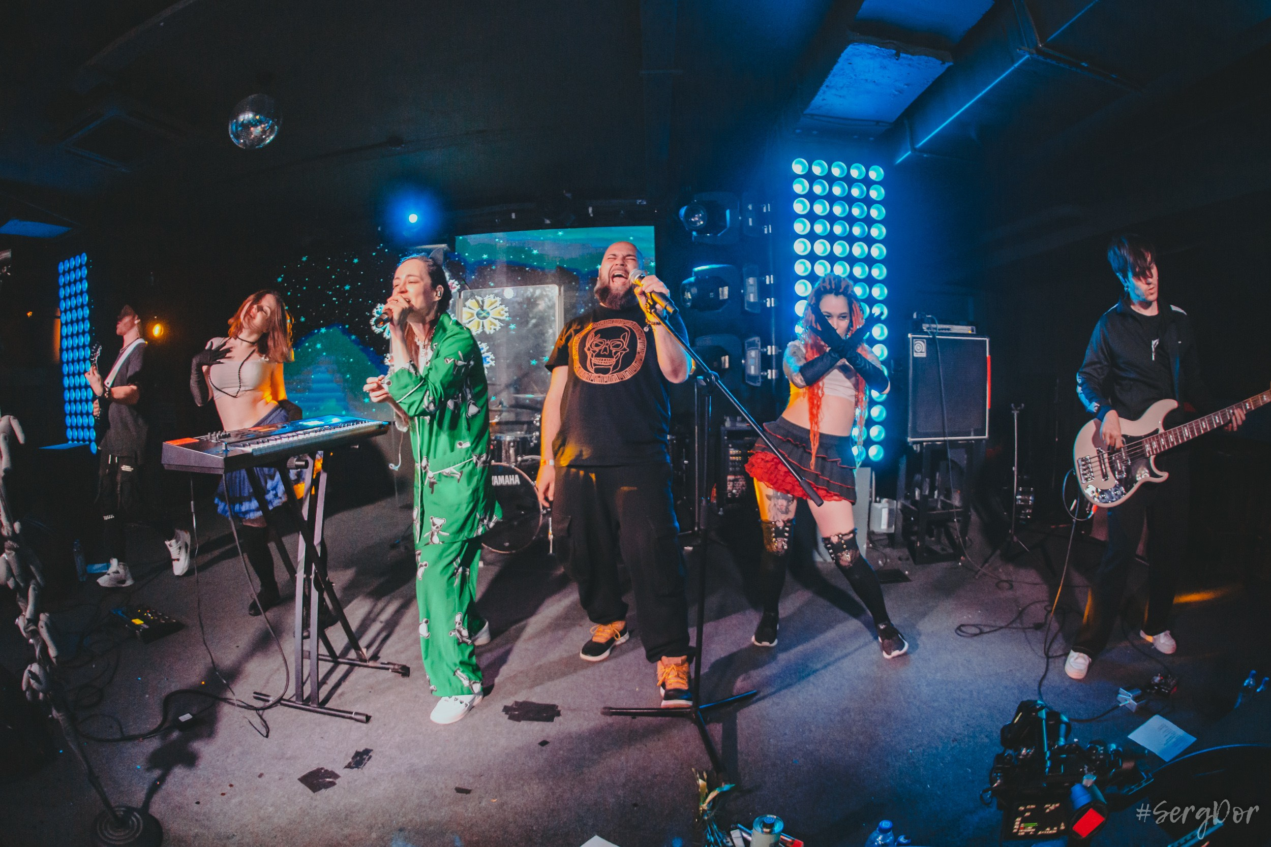 Дайте два, Мумий Тролль бар, Москва, Д2, МТ, День рождения группы, Юбилей, Люся Махова, презентация альбома, Простые радости в краю беспечных зомби, 26.11.2023, SergDor, 26 ноября 2023 года, #SergDor