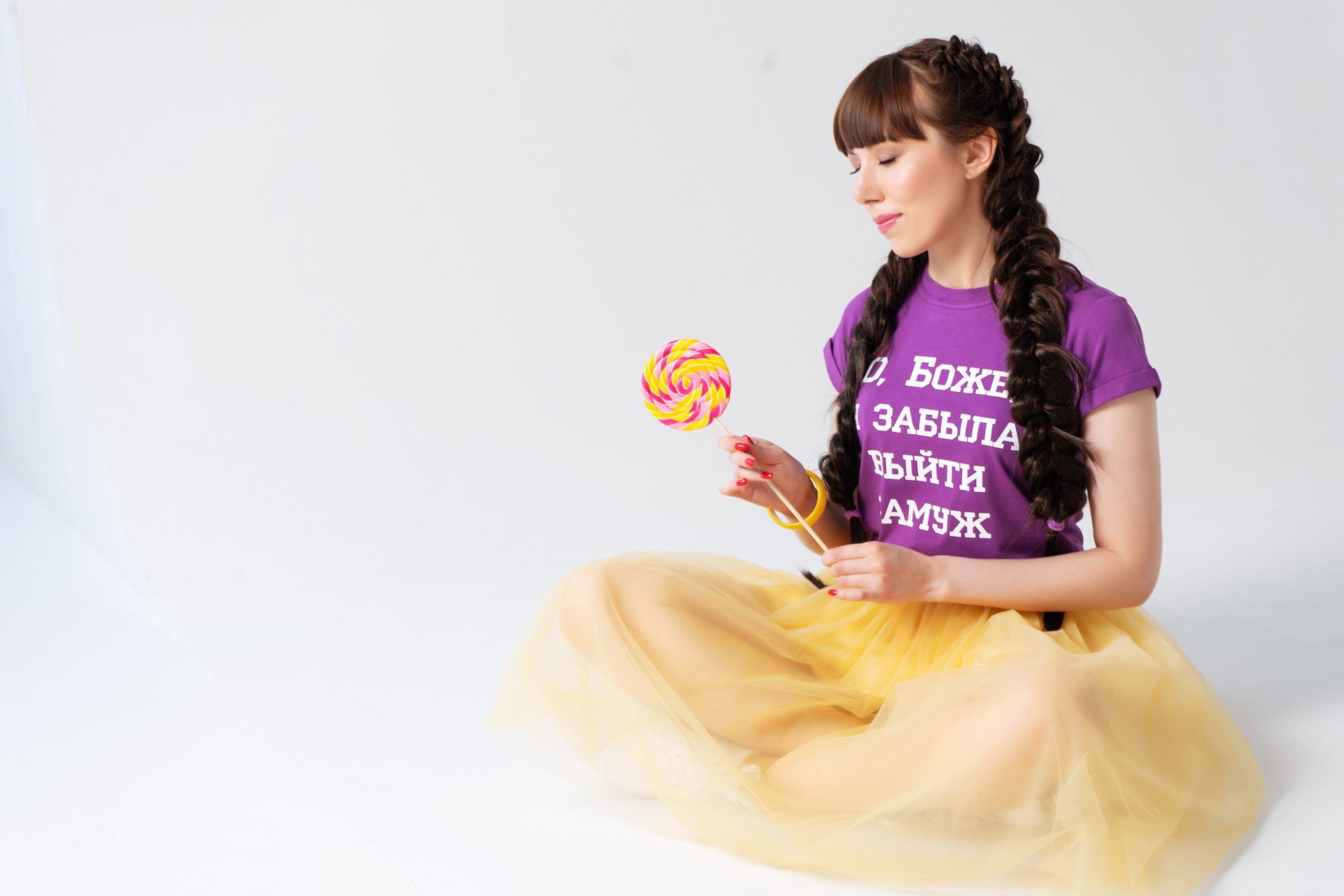 День Рождения фотосессия на циклорамме. Фотограф Екатеринбург Кокшарова Александра