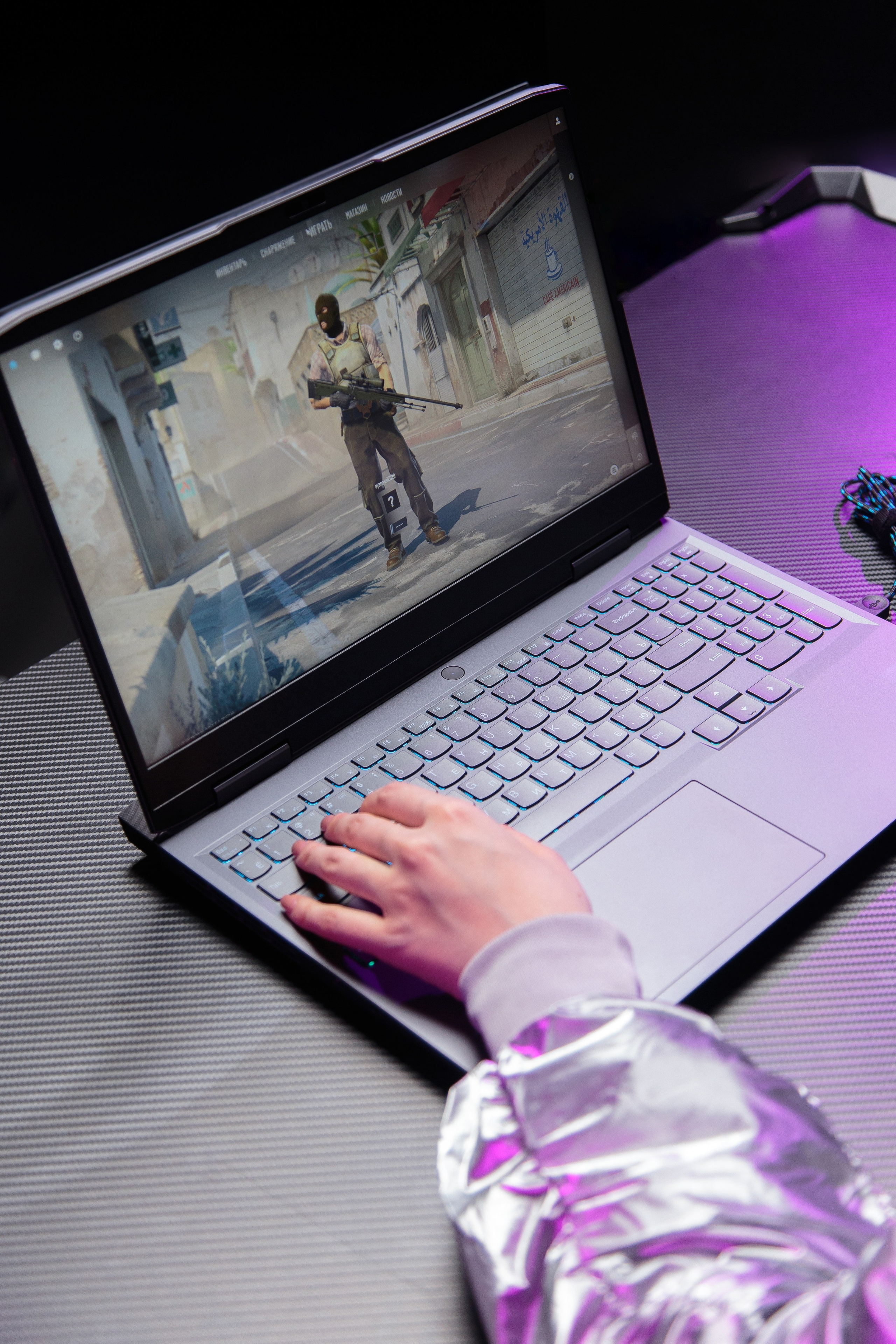 Level Up — Lenovo LOQ x Yanazeka. Рекламный и портретный фотограф в Алматы — Серекпаев Танирхан