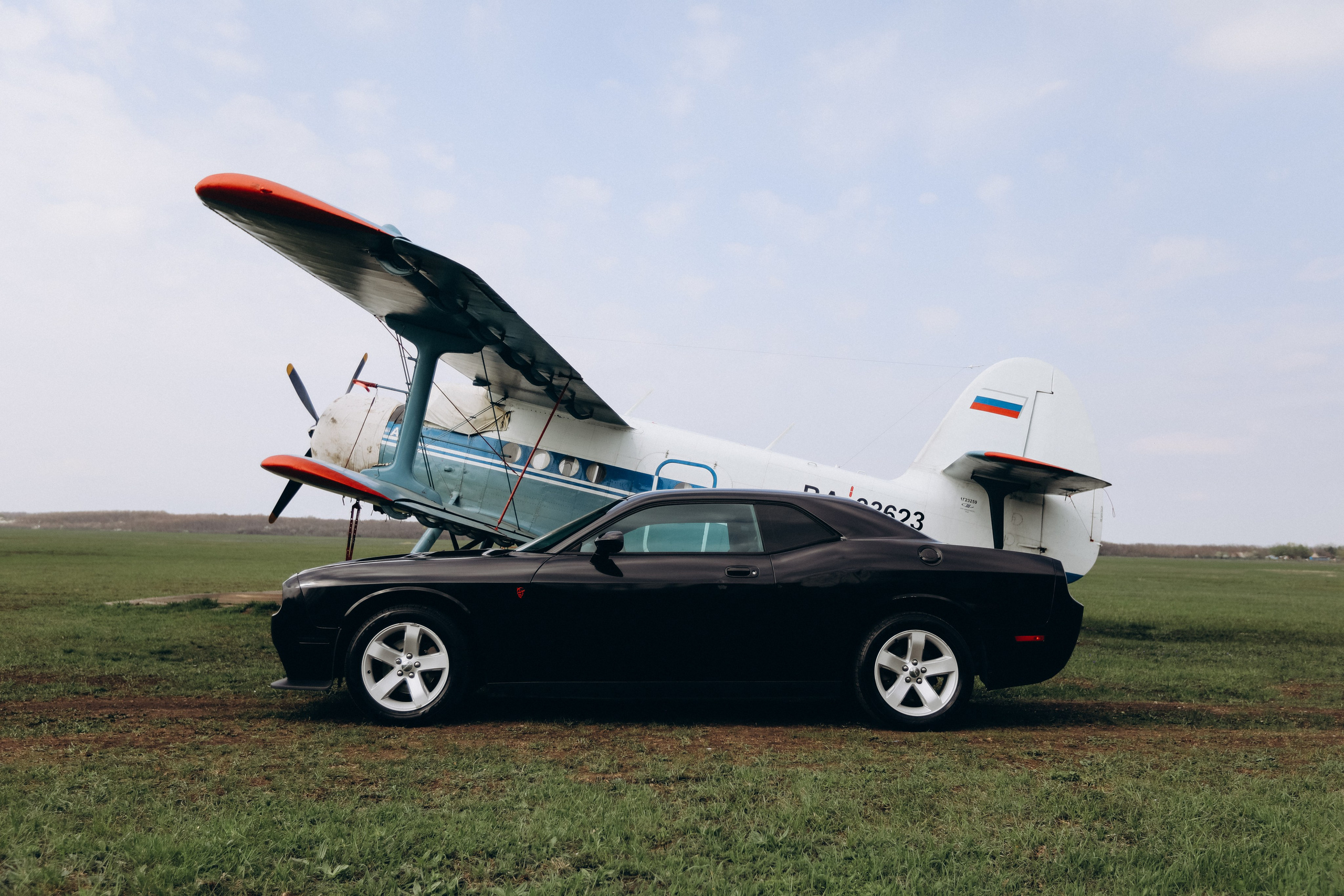 Dodge Challenger SRT Demon. Свадебный и портретный фотограф в Пятигорске, КМВ — Власова Юля