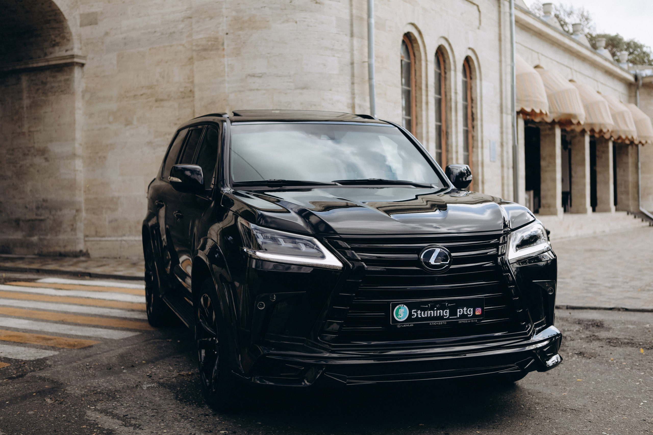 Lexus lx 570. Свадебный и портретный фотограф в Пятигорске, КМВ — Власова Юля