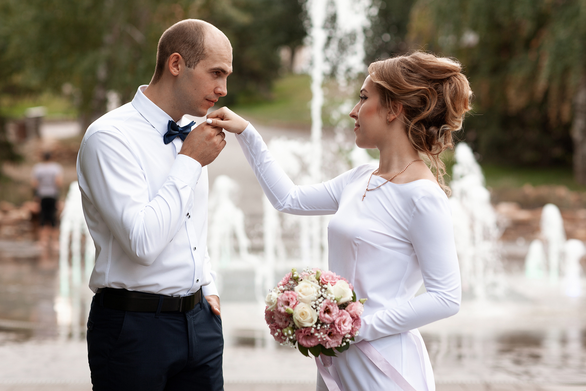 Свадебная прогулка по городу Белая калитва. Фото видео съёмка в Белой Калитве дуэт Герман и Инна