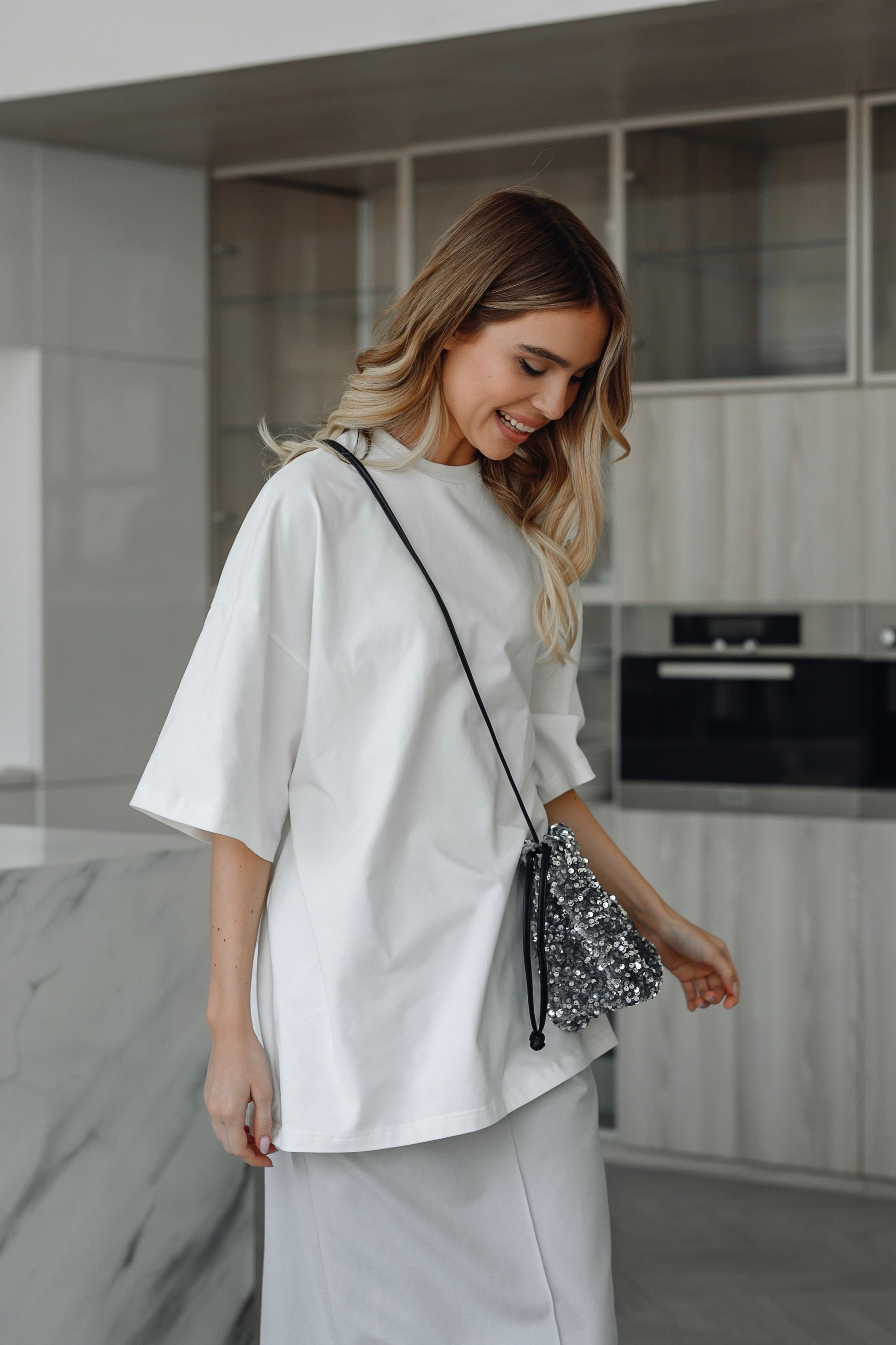 Съемка контента одежда женская. Фотограф товаров для соцсетей - инстаграм, вконтакте, сайта, блога. Контент-фотограф в Москве Хныкина Лена