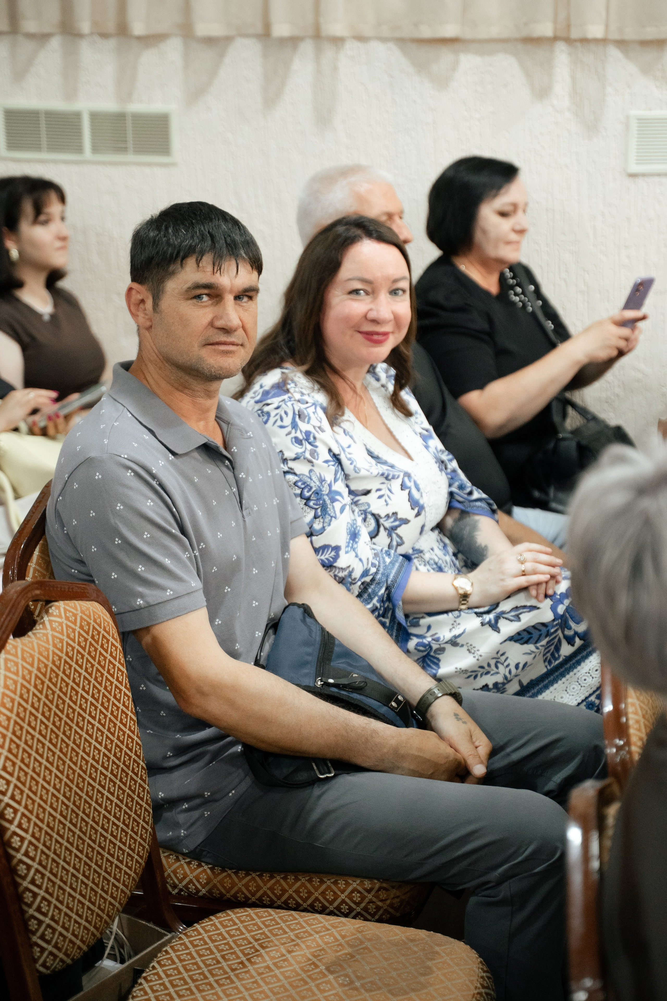 40 Школа 11 класс вручение аттестатов. Выпускные альбомы Натальи Бутко: Новороссийск, Анапа, Геленджик