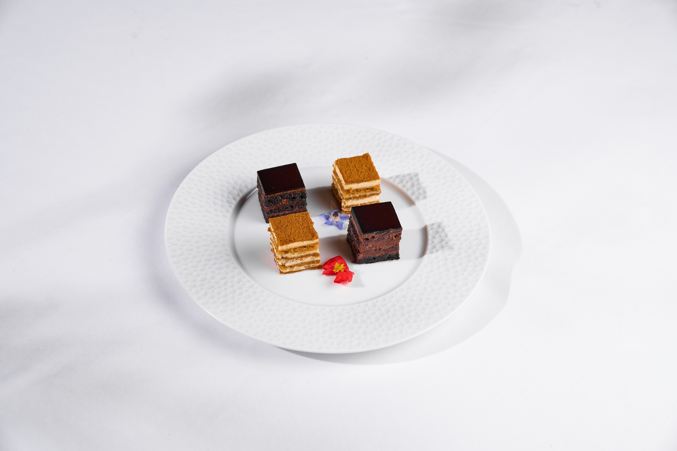 COSMOS ITALY — СЪЕМКА МЕНЮ