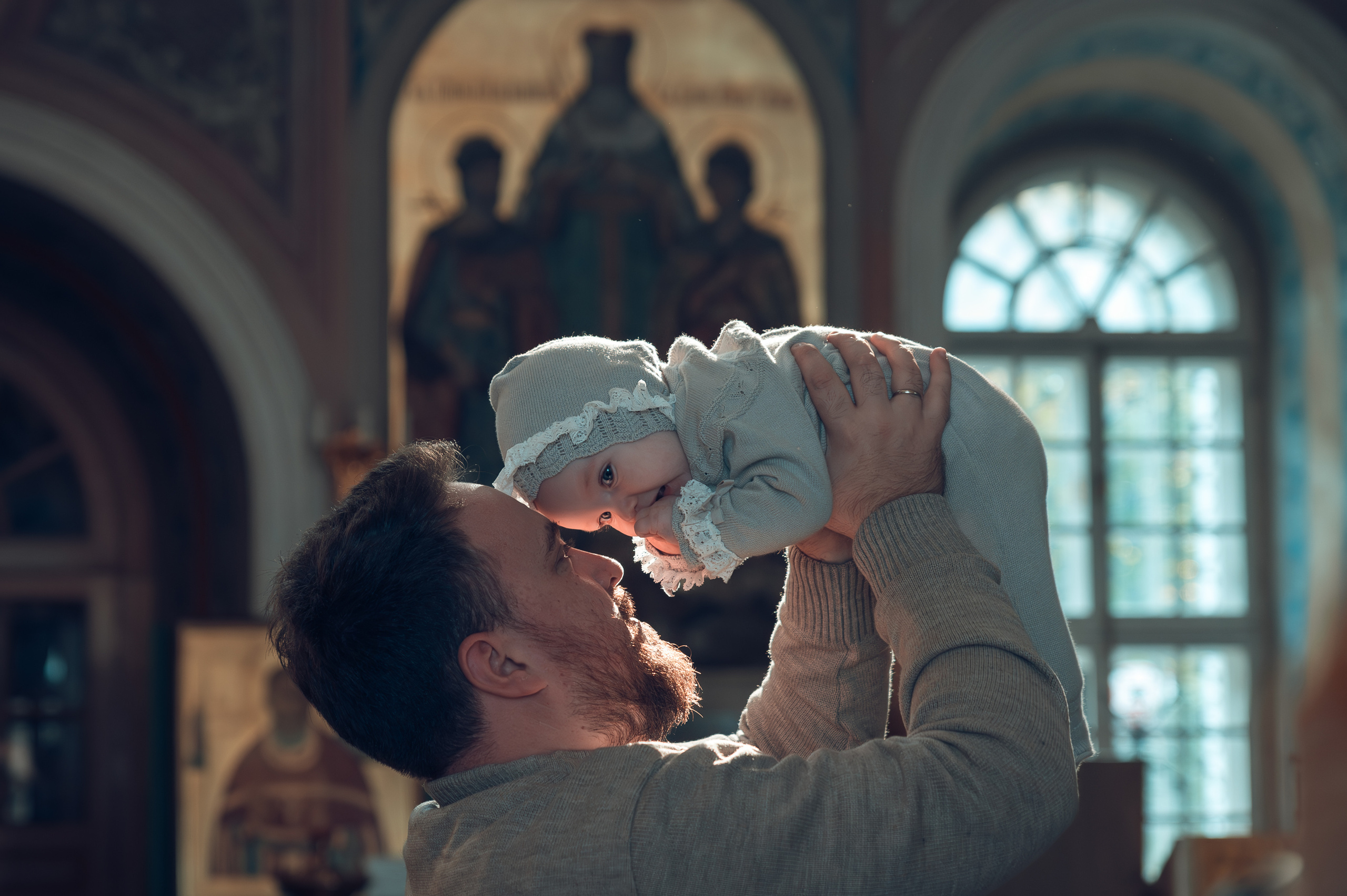 Фотограф в храме. Дарья Нетреба Фотограф на Крещение, Венчание Псков и область