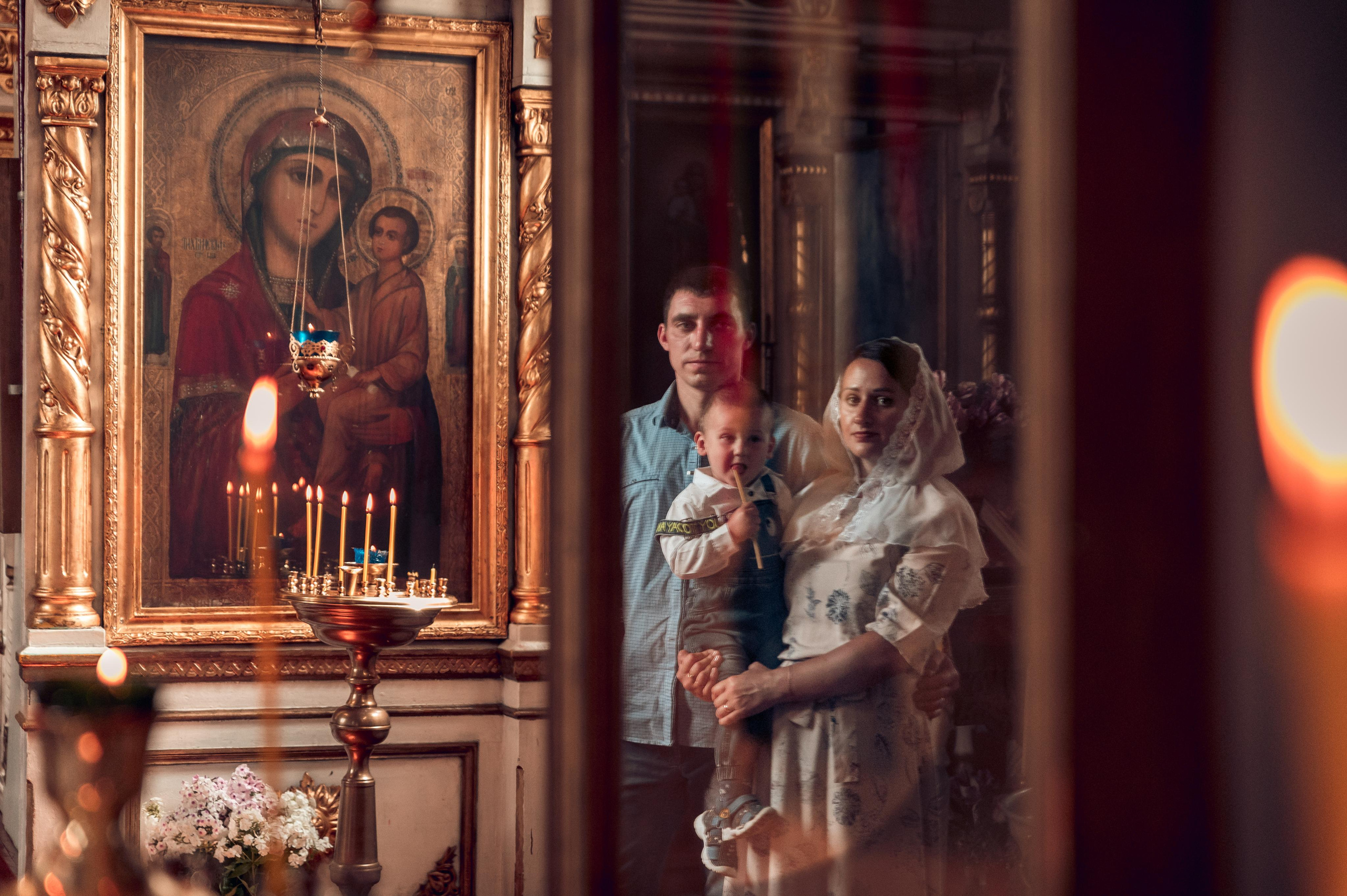 Фотограф в храме. Дарья Нетреба Фотограф на Крещение, Венчание Псков и область