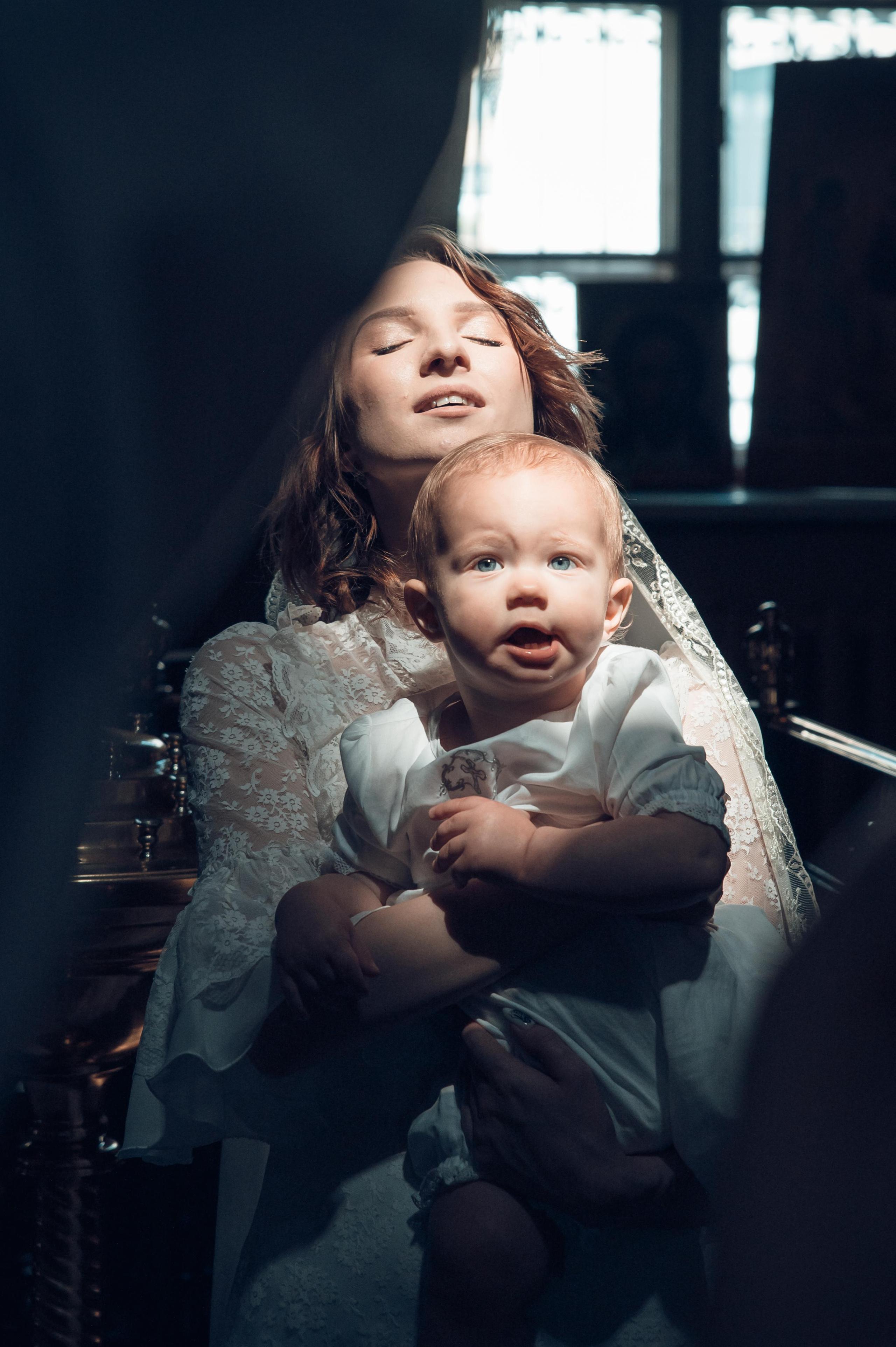 Фотограф в храме. Дарья Нетреба Фотограф на Крещение, Венчание Псков и область