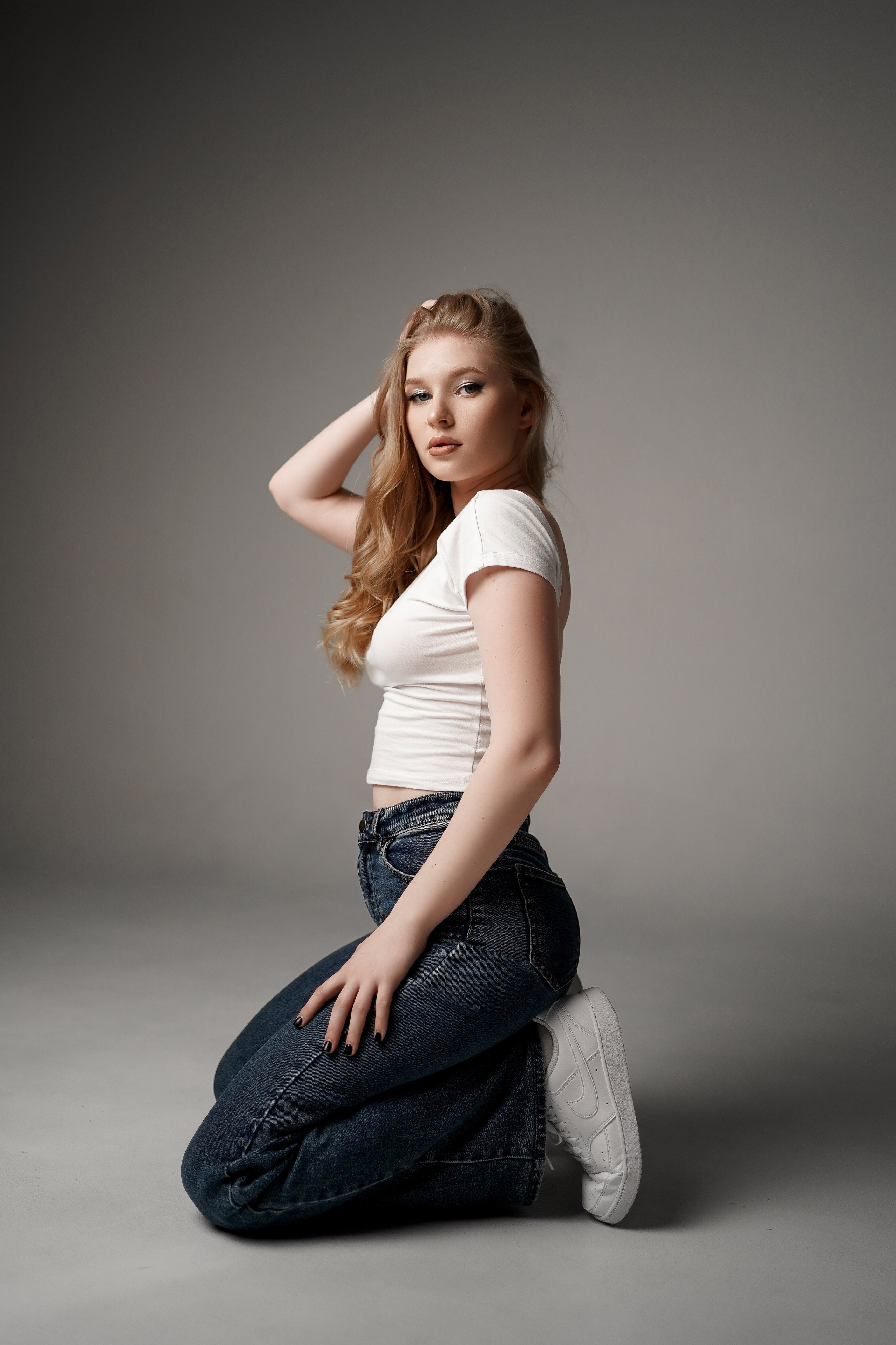 Фотосессия в фотостудии TERRA. Фотограф Новочеркасск и Ростов-на-Дону. Женская фотосессия. Свадебный фотограф в Ростове-на-Дону. Таинство Крещения и Венчания, семейные фотосессии. Алёна Чёботова