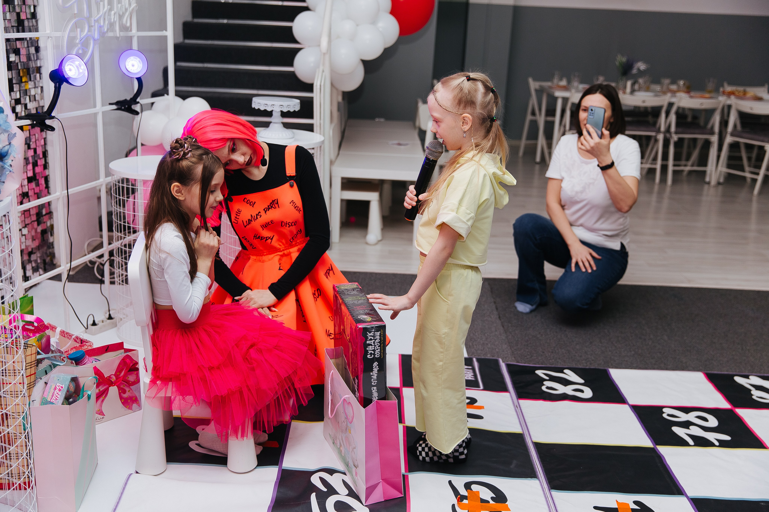 Неоновая вечеринка. Фотограф в Красноярске Любовь Малеева