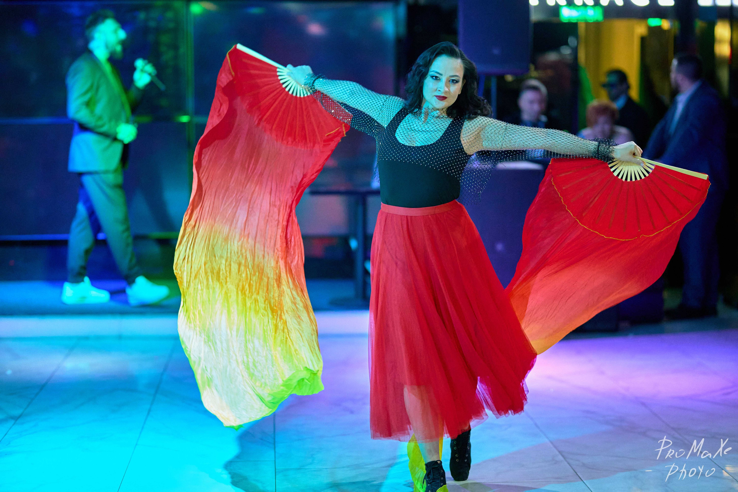 Зал КРАСА МАСС-МЕДИА ЧУВАШИИ. Владимир Суздалов (ProMaXe) — Портретный фотограф, тематические фотосессии в Чебоксарах