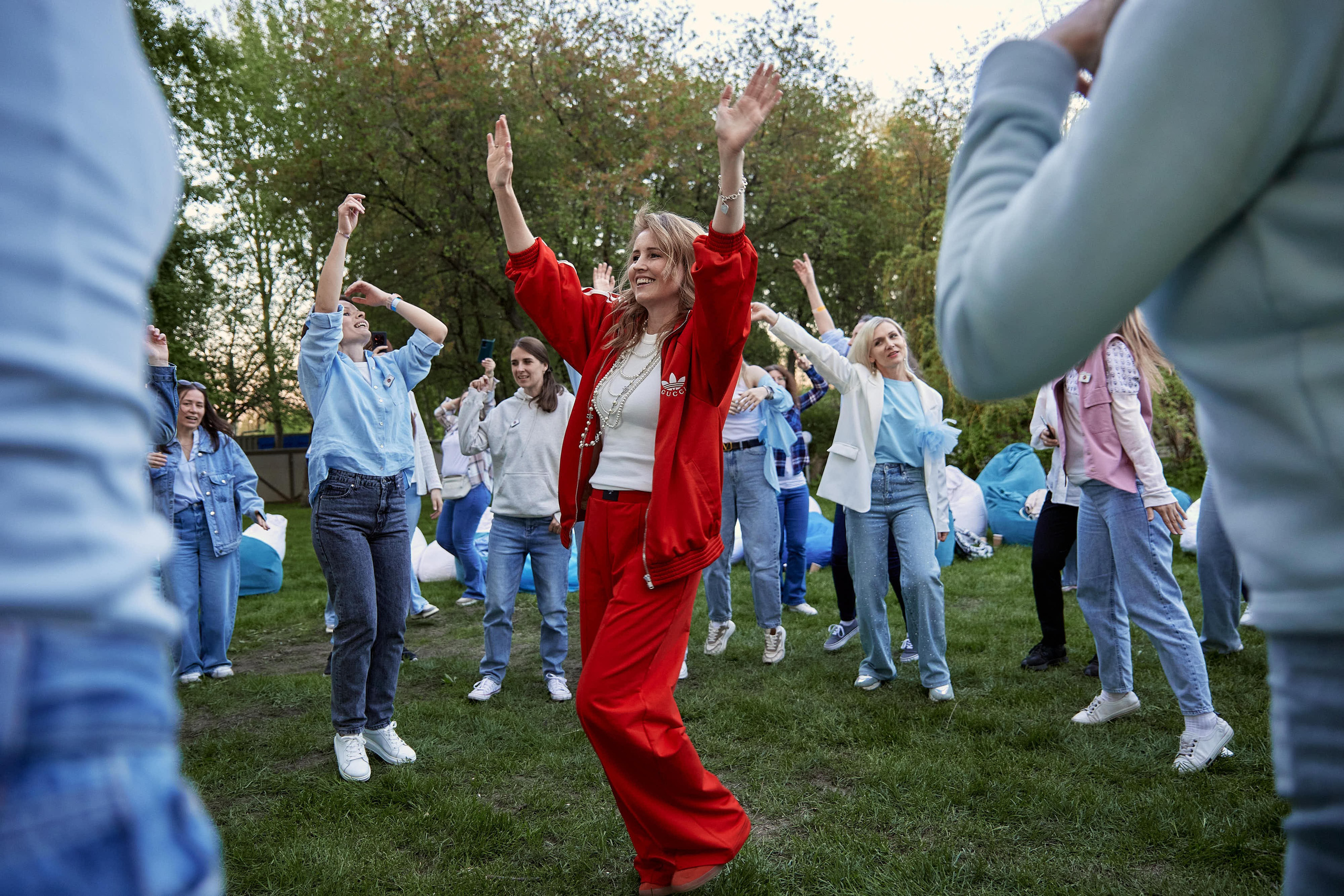 Выпускной Karneeva.online 2024. Репортажный и семейный фотограф Ухова Наталья в Москве