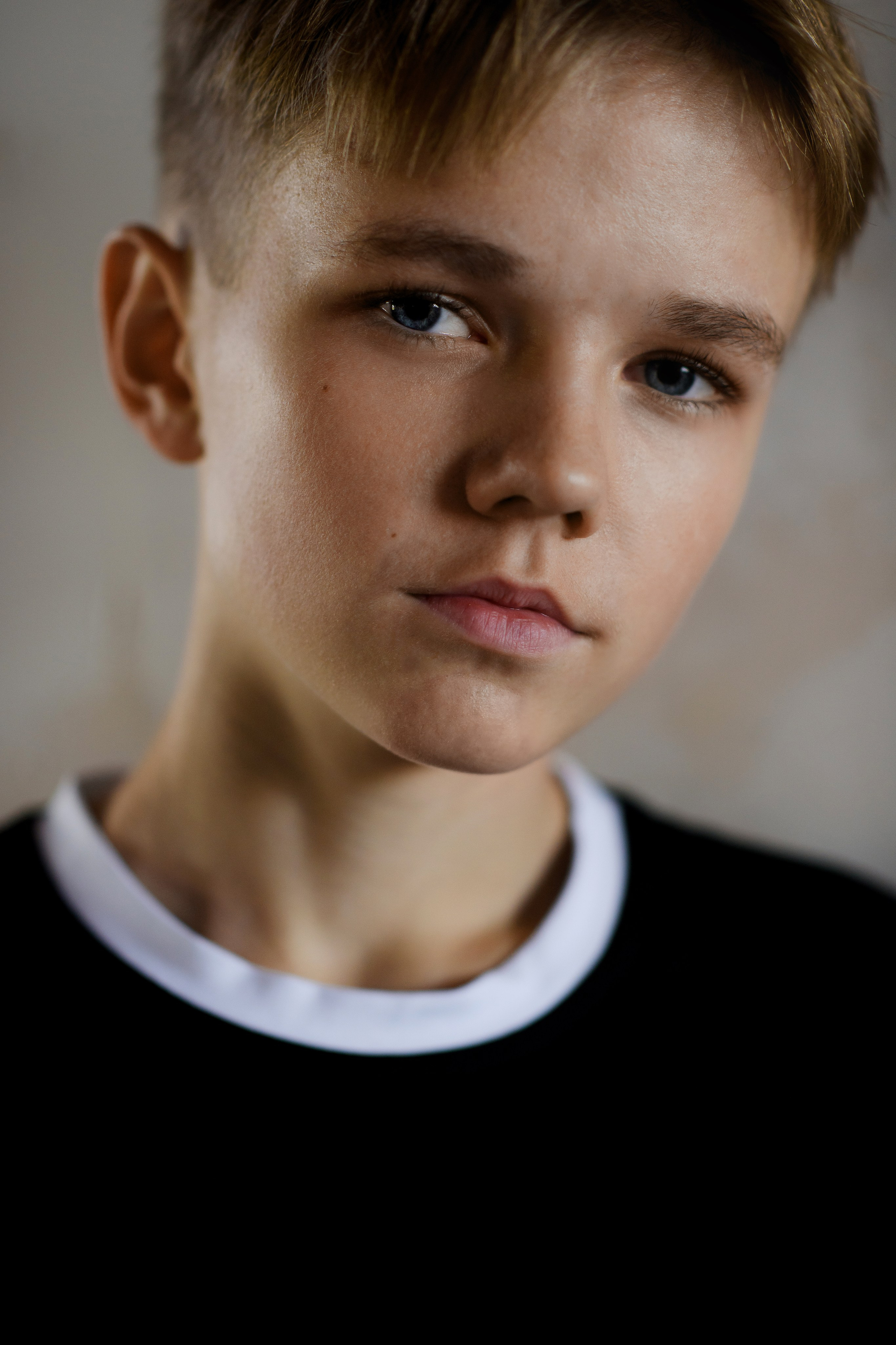 Гриша. Главная