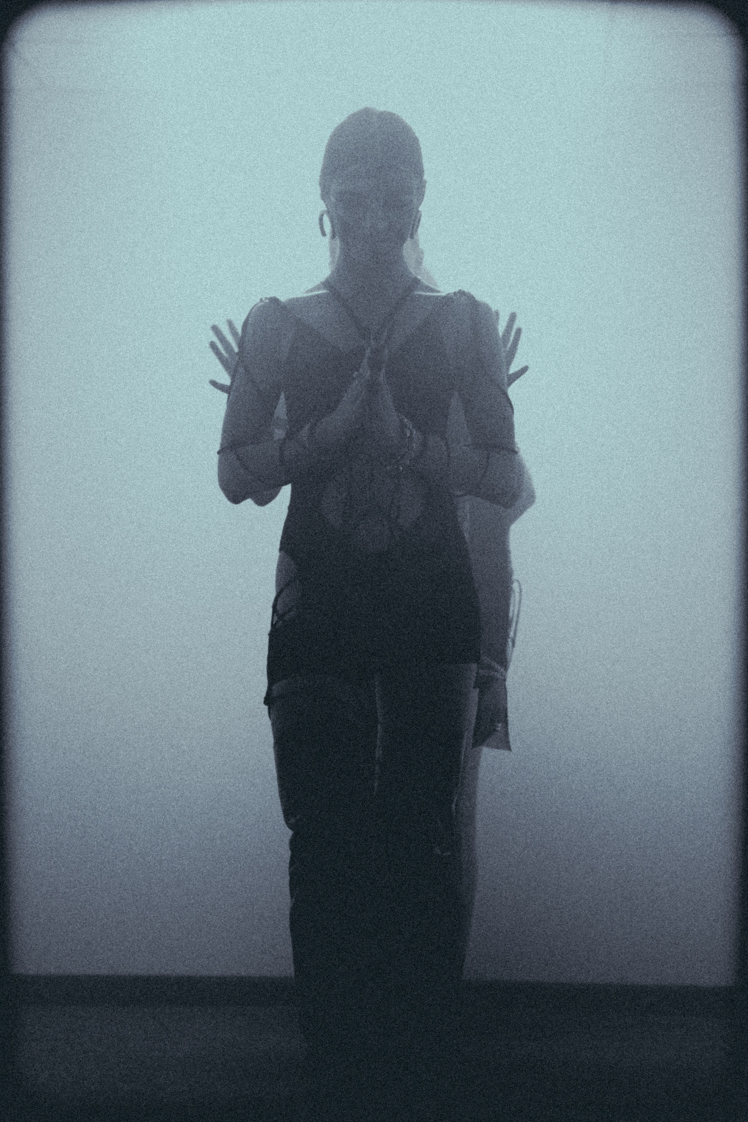 Бэкстеджи. Фотограф Егор Огородов