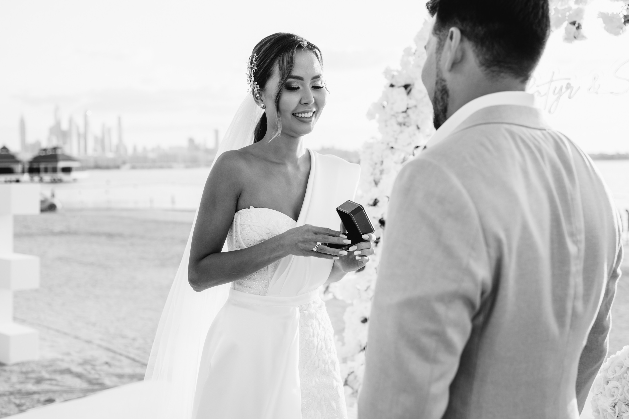 Batyr & Sabina. Wedding and family photographer in Dubai Vasilii Albul