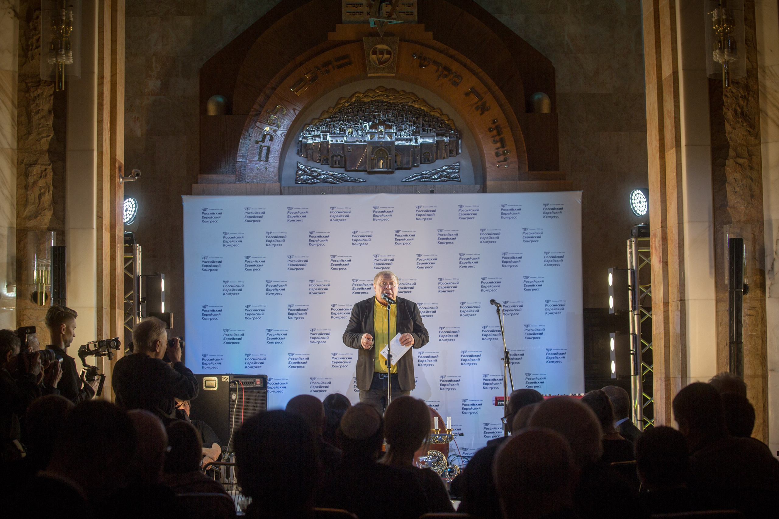 Фотограф на корпоратив СПб. Юлия Лисняк, контент-фотограф в Санкт-Петербурге