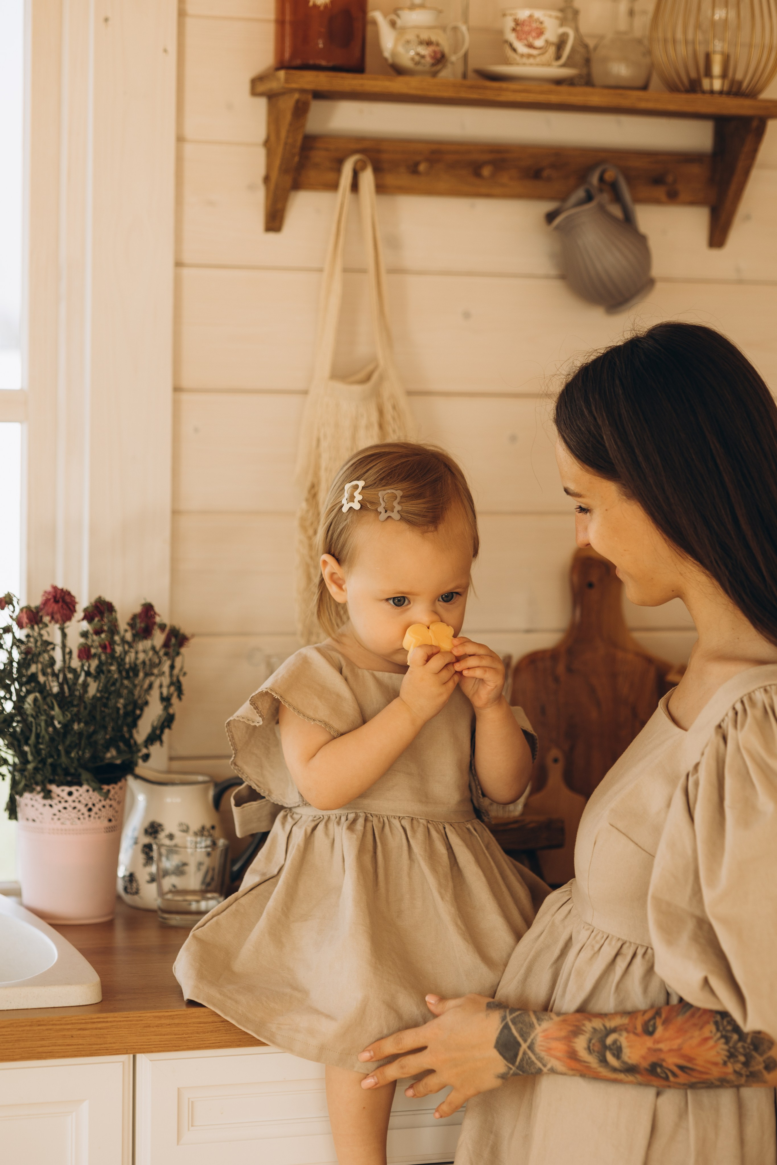 Оля и Мирослава Беседка. Семейный фотограф в Москве Виктория Ястребинская