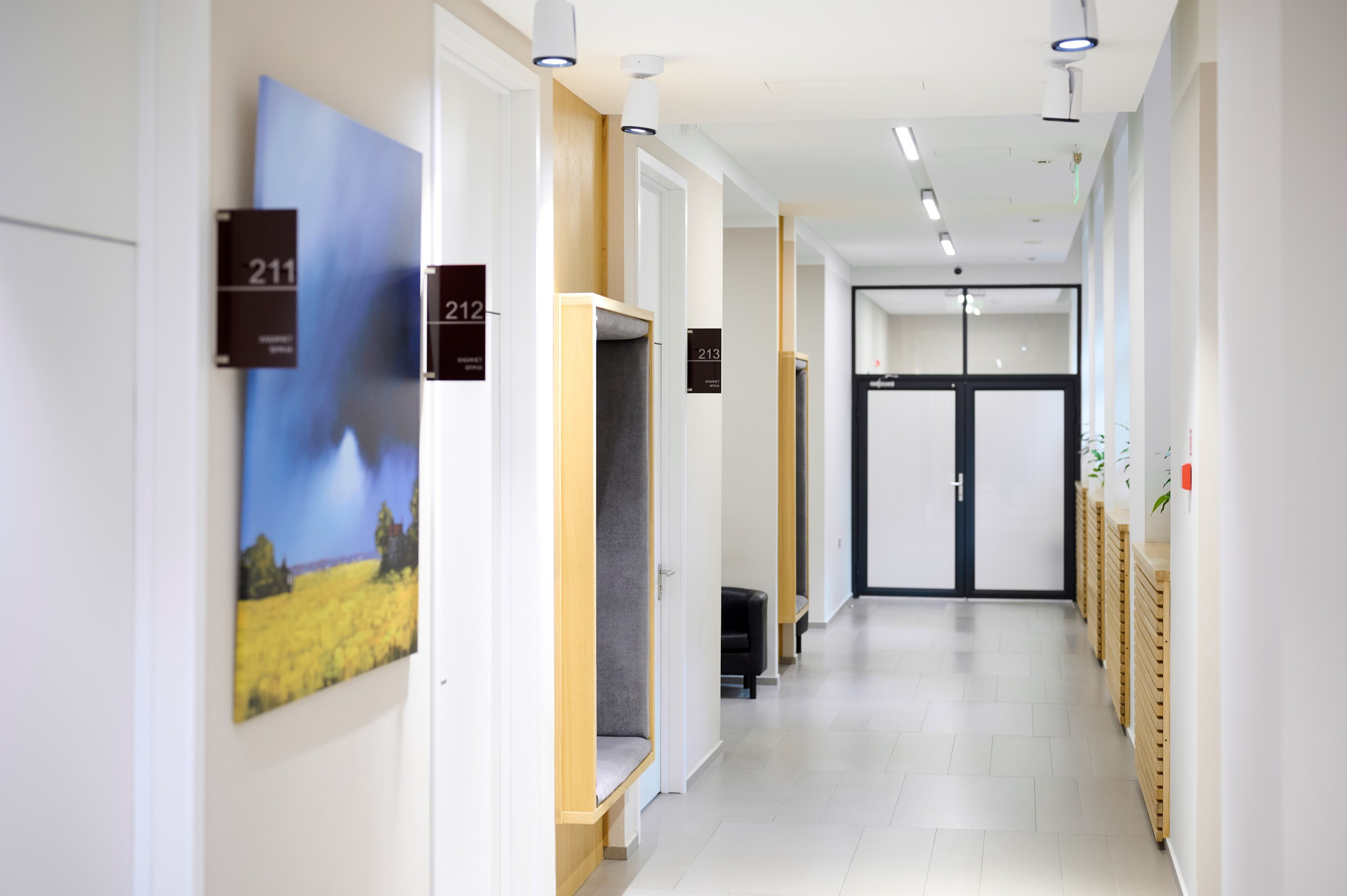 Клиники и салоны. Герман Лепёхин коммерческий фотограф в Москве: репортаж, портреты, интерьеры, производство