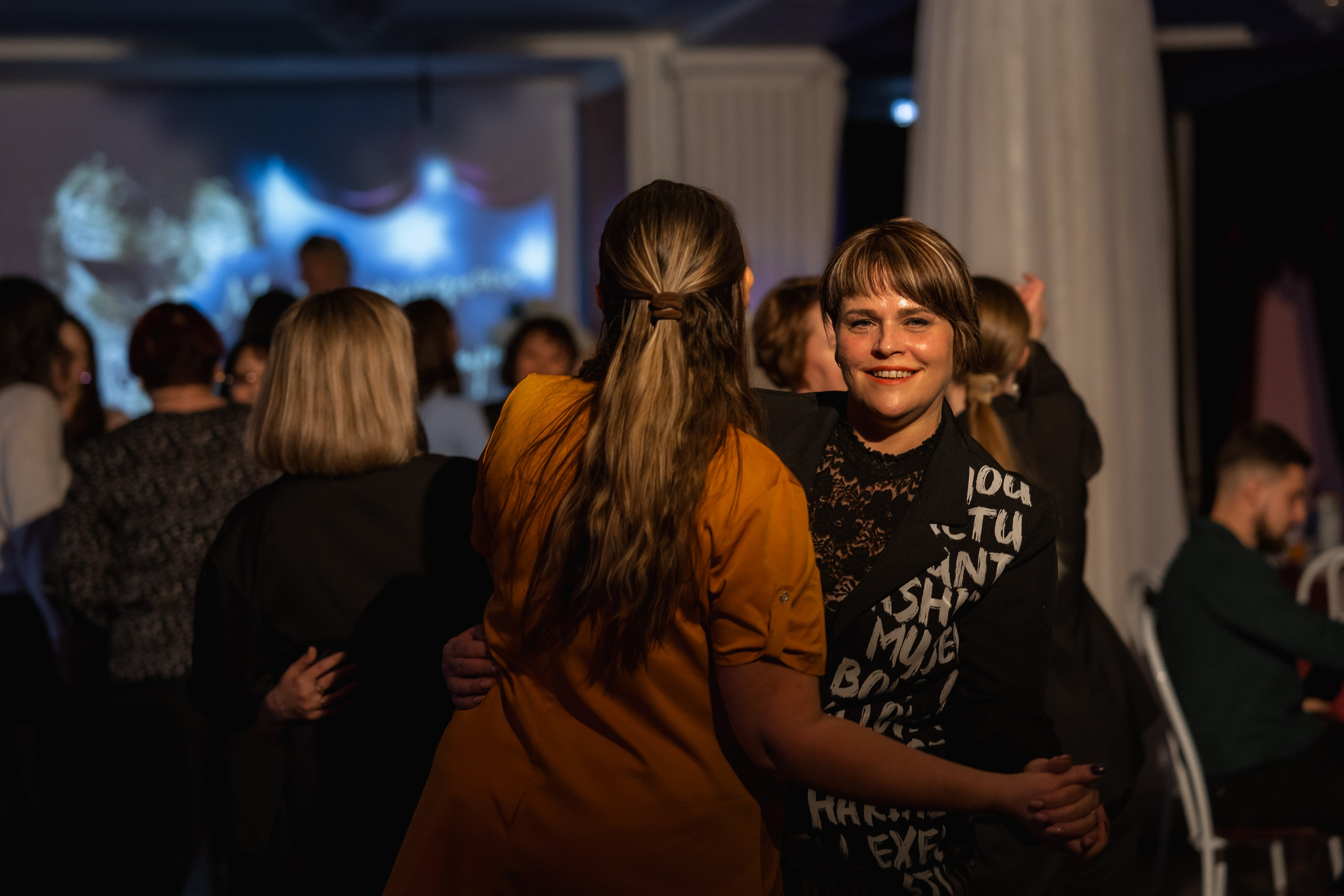 «Свеча» приглашает в театральную гостиную. Свадебный и семейный фотограф в г. Волхов Алексей Кочерыжкин