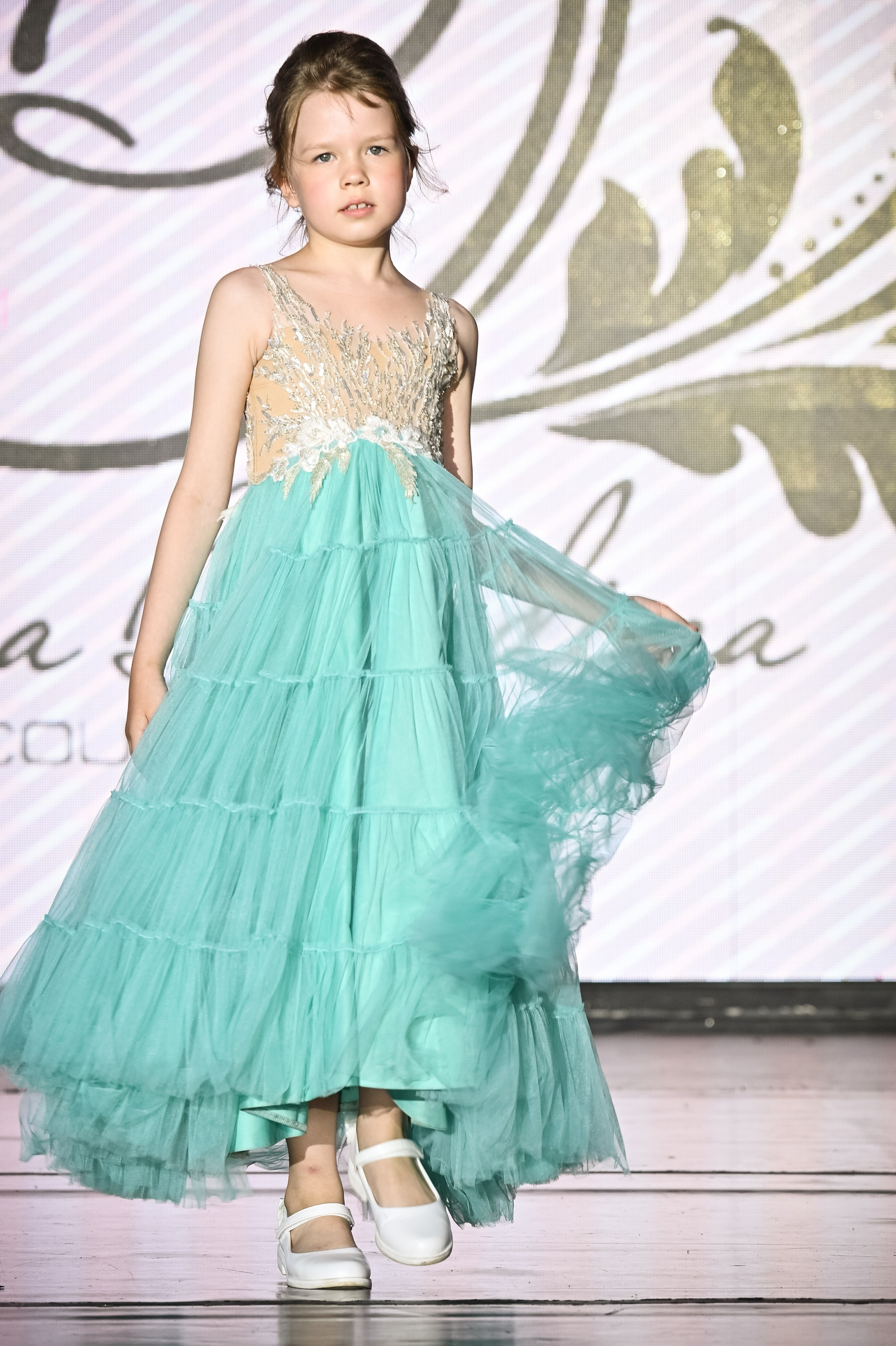 Модные показы. Фотограф Максим Мицун. Портрет, свадьба, репортаж, каталог